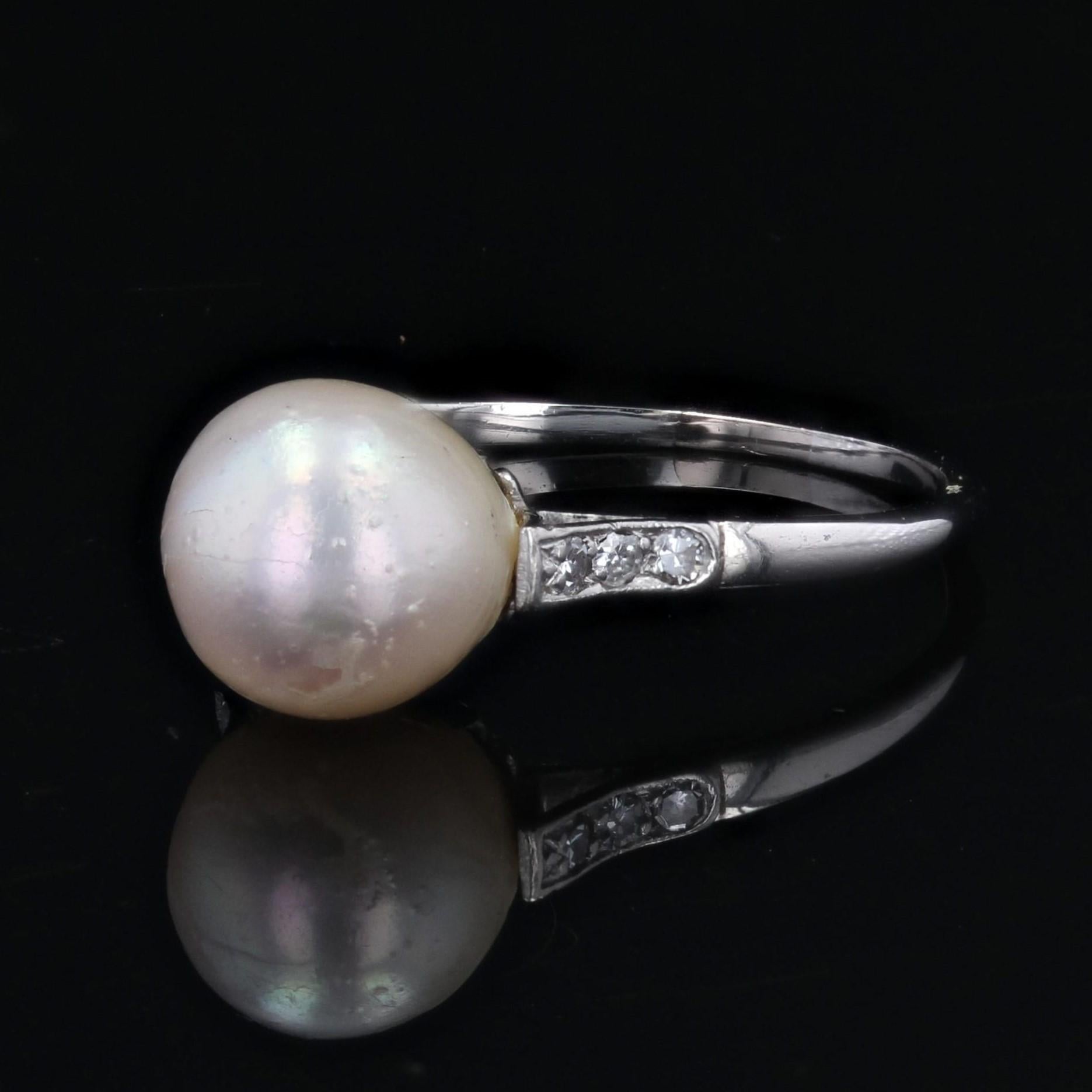 Women's 1930s Cultured Pearl Diamonds 18 Karat White Gold Art Deco Ring For Sale