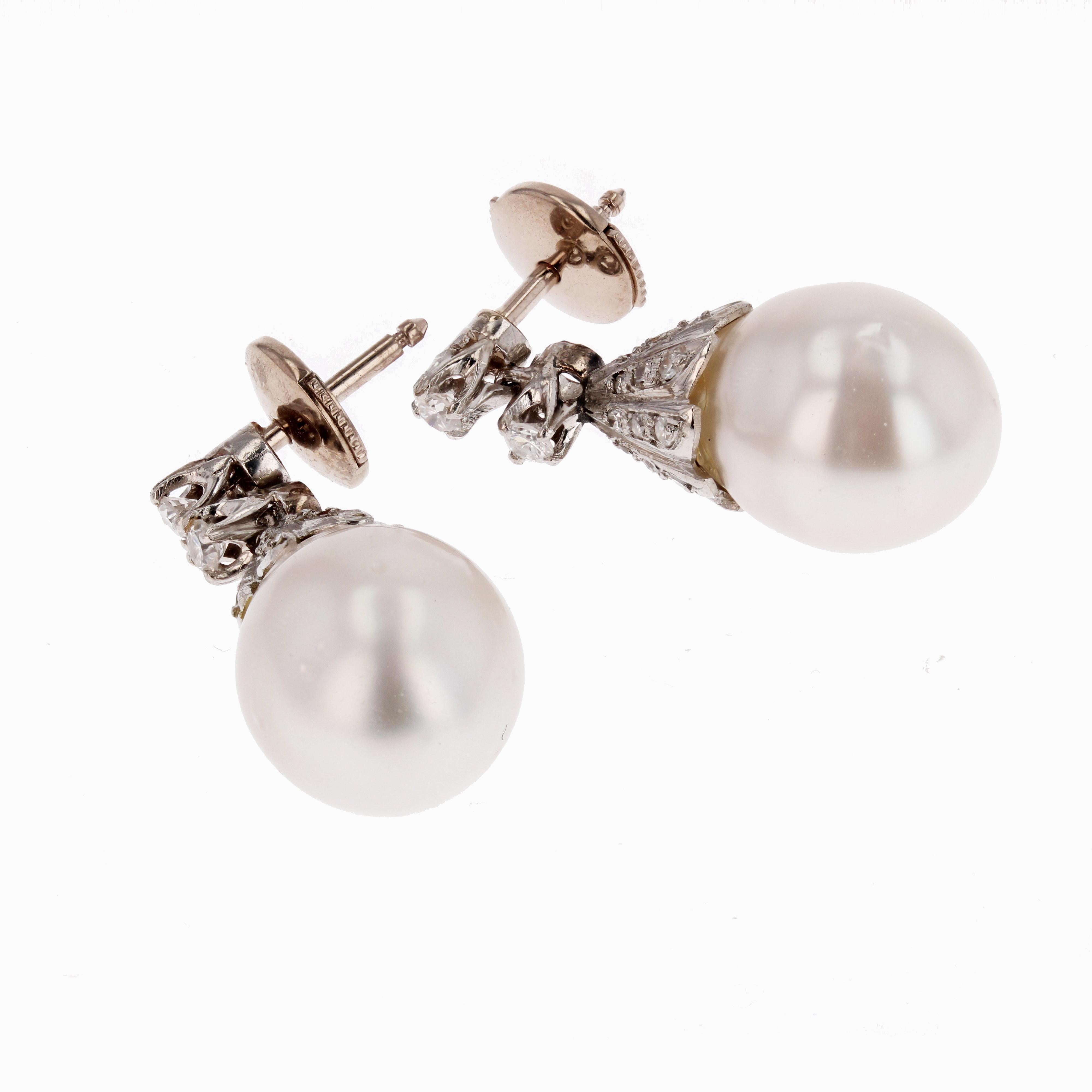 1930s Cultured Pearls Diamonds 18 Karat White Gold Drop Earrings 5