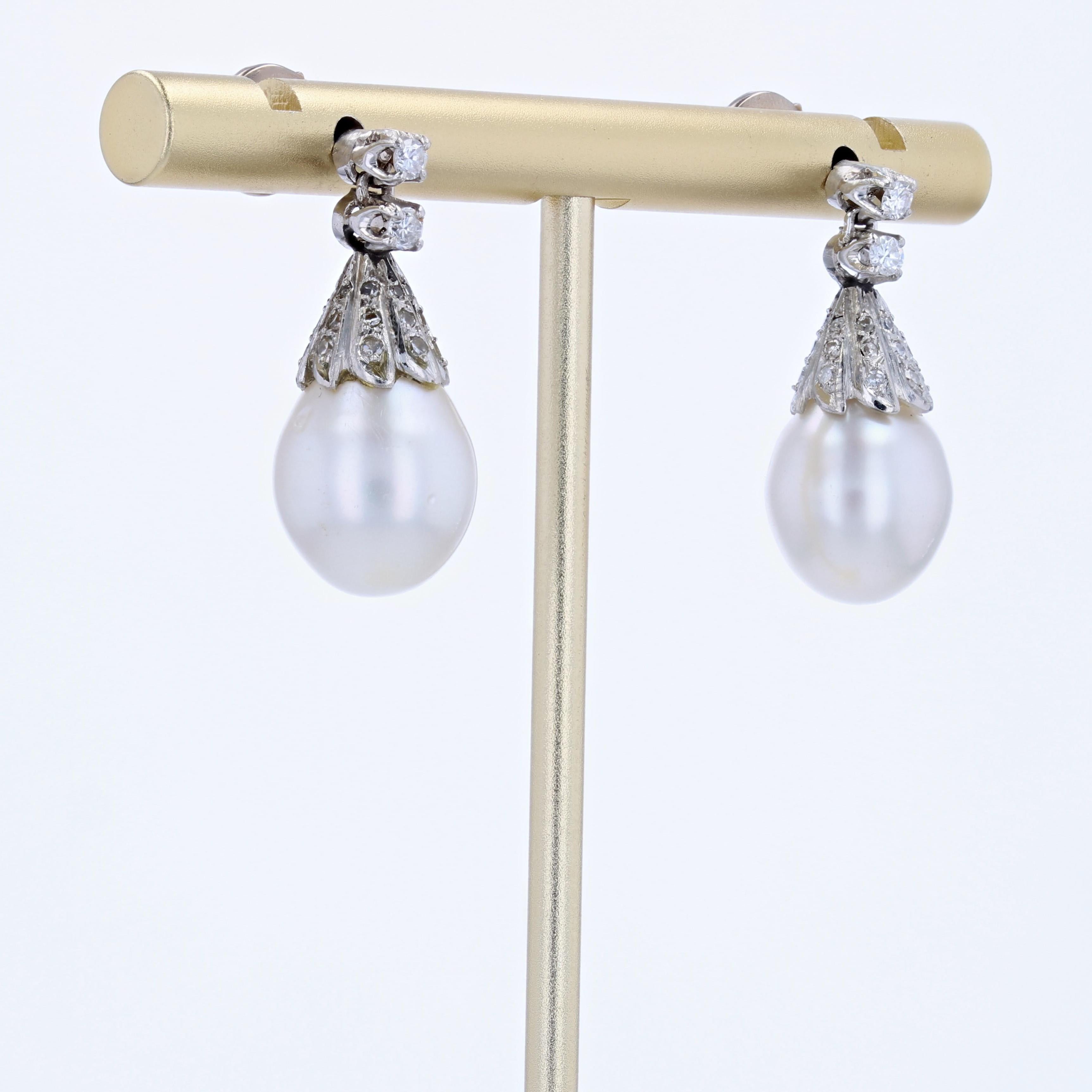 1930s Cultured Pearls Diamonds 18 Karat White Gold Drop Earrings In Good Condition In Poitiers, FR