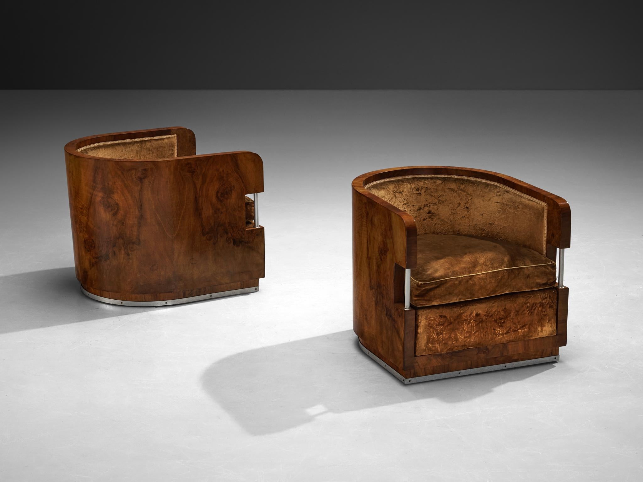 1930s Curved Italian Art Deco Pair of Club Chairs in Walnut and Velvet In Good Condition In Waalwijk, NL