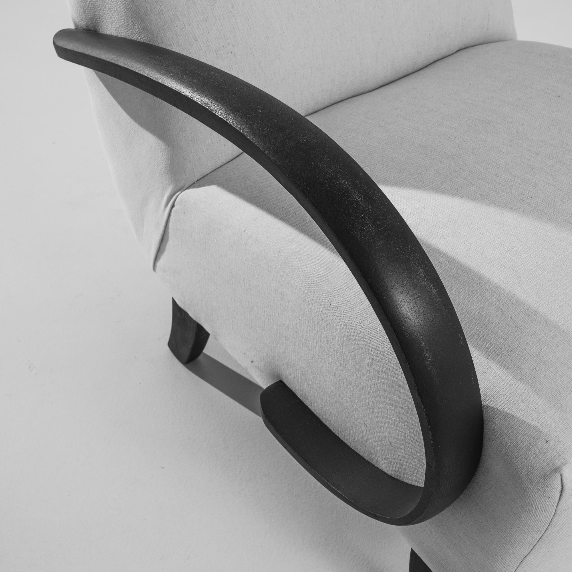 Tchèque Paire de fauteuils tapissés tchèques des années 1930 par J. Halabala en vente