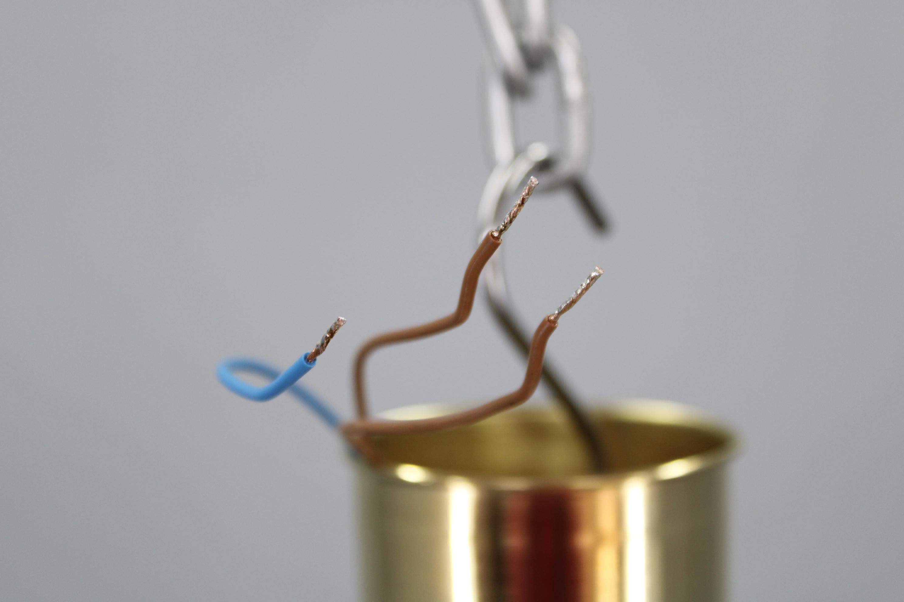 1930s Czechoslovak Art Deco Brass Chandelier with Globe and Opaline Shades in vendita 7