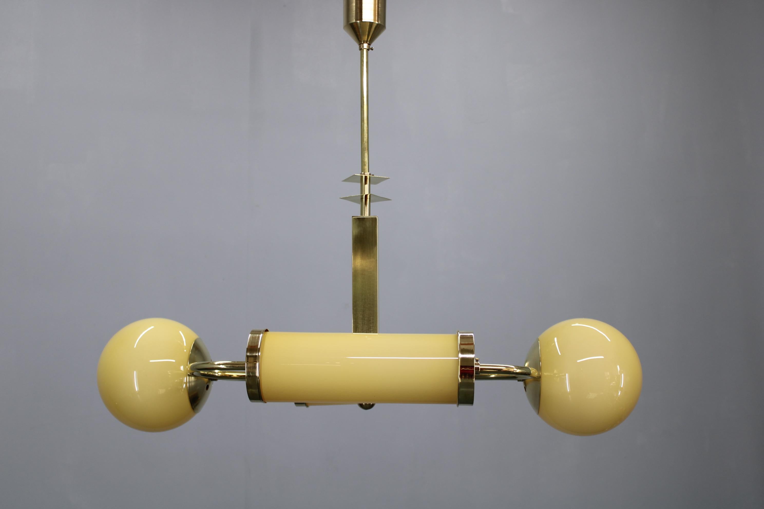 Ceco 1930s Czechoslovak Art Deco Brass Chandelier with Globe and Opaline Shades in vendita