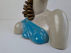 Busto de cerámica Art Decó checoslovaca de 1930 de mujer con pelo rizado dorado