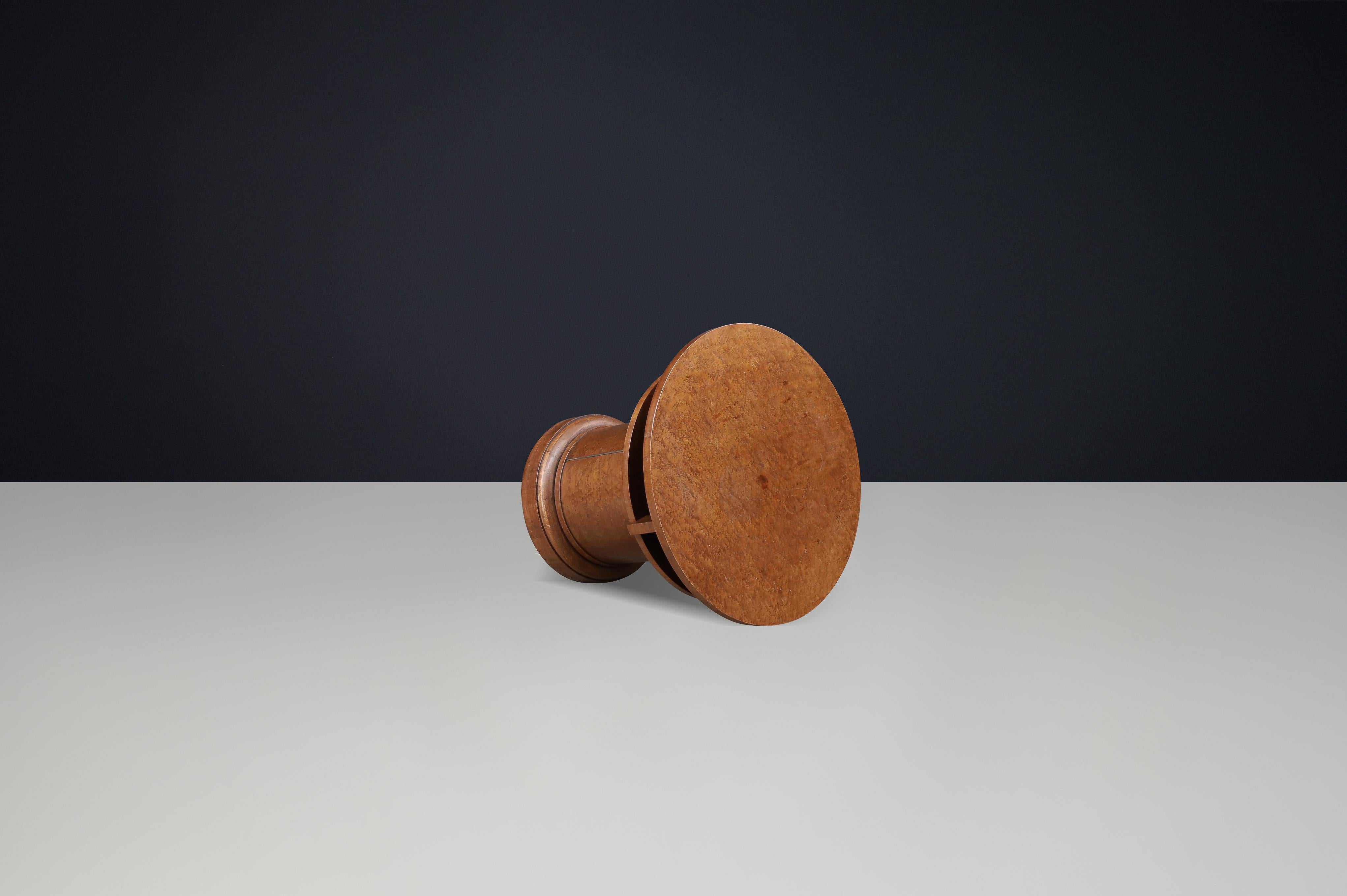 1930s Czechoslovak Art Deco Round Birch Pedestal Table with Storage. In Good Condition For Sale In Almelo, NL