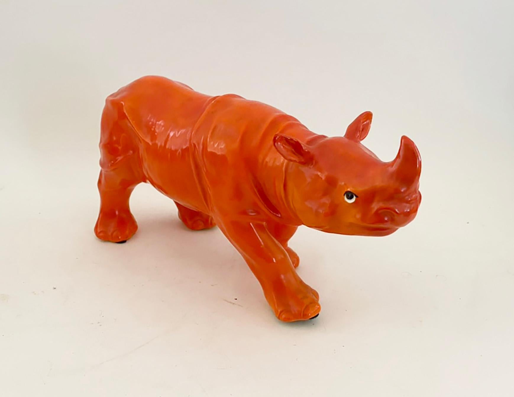 1930 Checoslovaquia Cerámica Naranja Rinoceronte Art Decó en venta