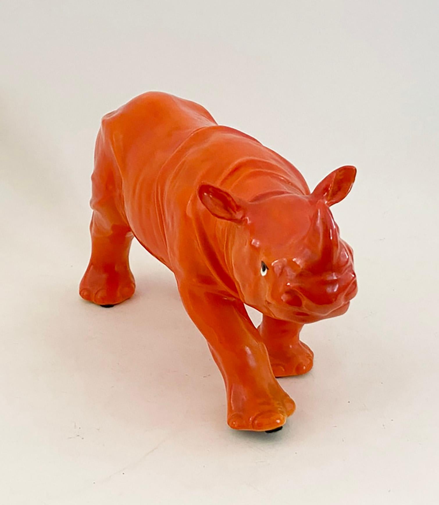 1930 Checoslovaquia Cerámica Naranja Rinoceronte en Bueno estado para la venta en Minneapolis, MN