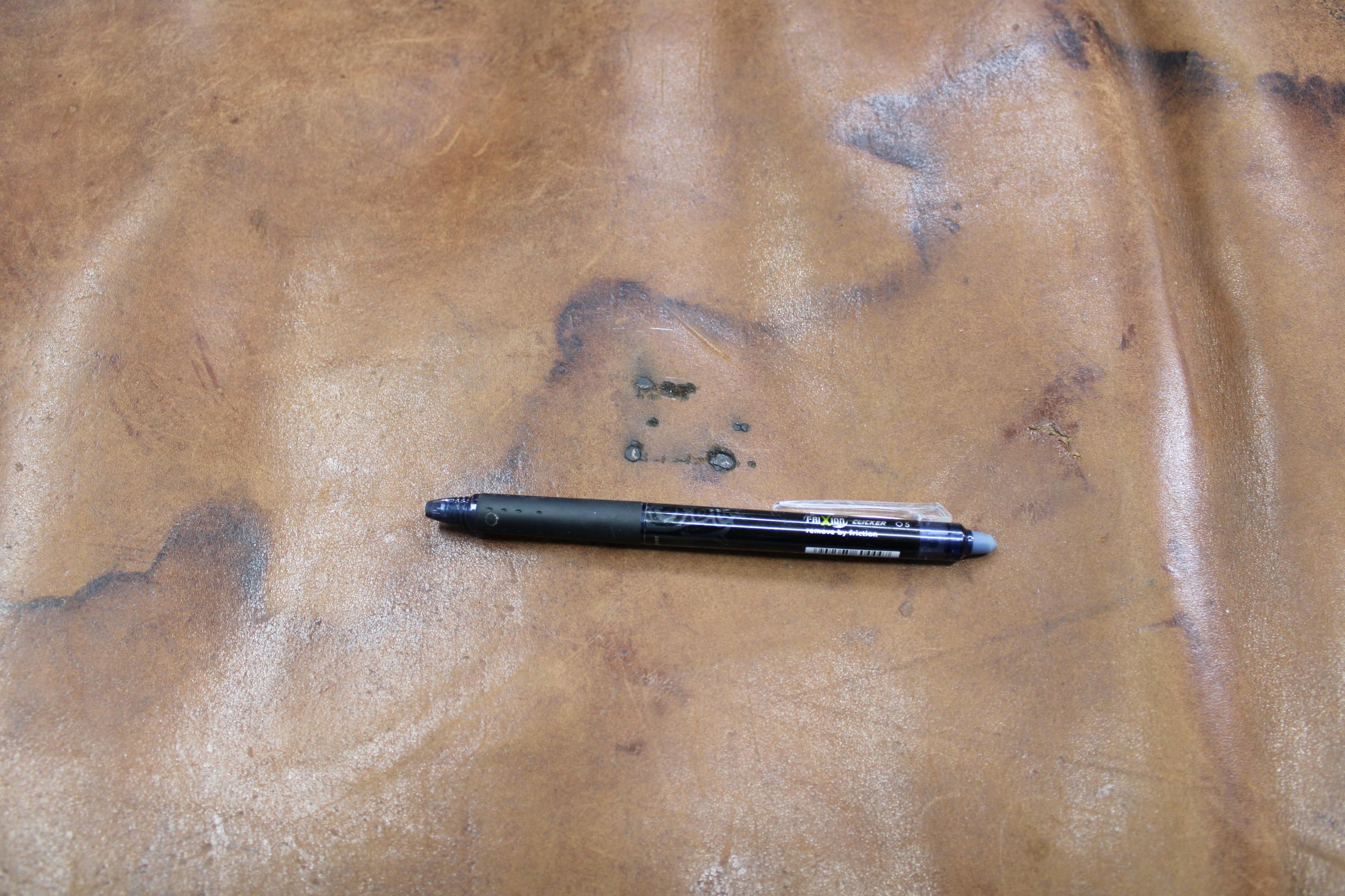 Tapis de gymnastique en cuir épais tchécoslovaque des années 1930, patiné en vente 7