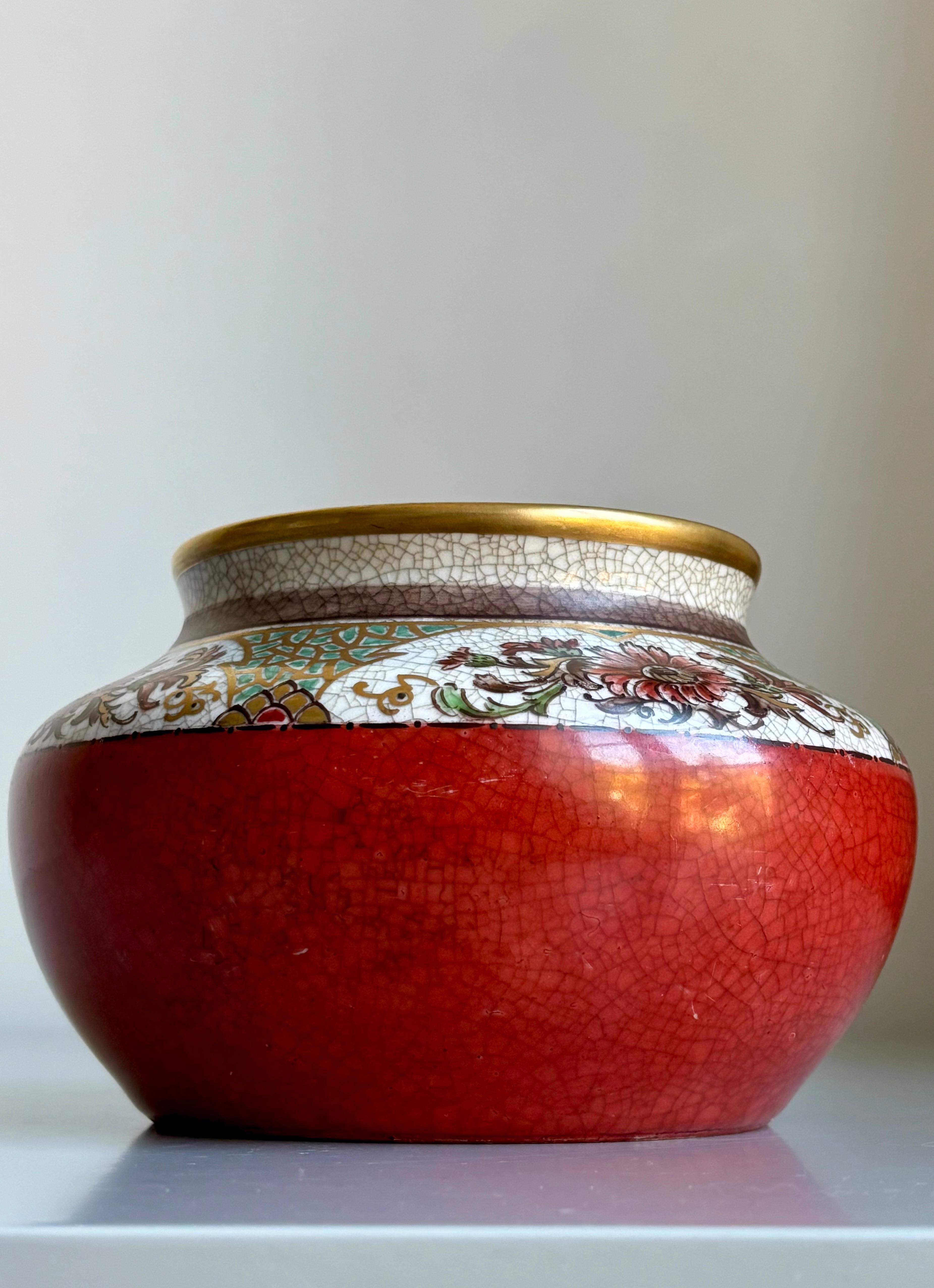 Vase à glaçure craquelée florale rouge brûlé Dahl Jensen des années 1930 en vente 1