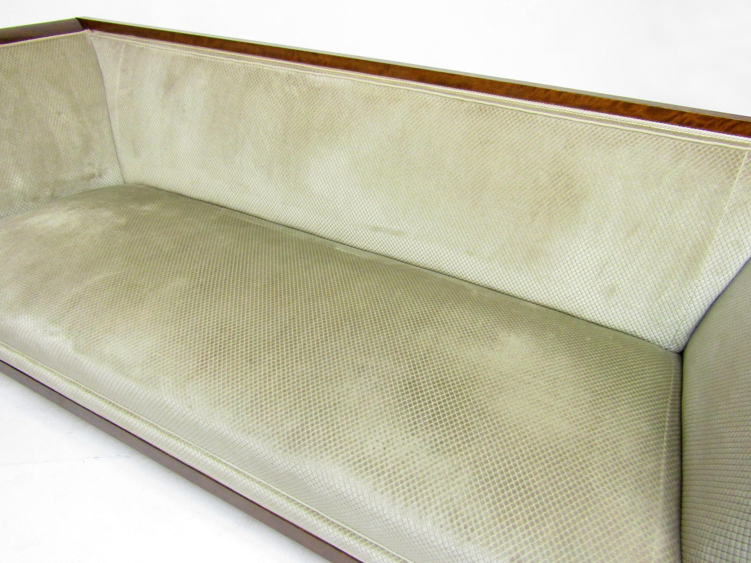 1930s Danish Art Deco 3-Seater Sofa In Cuban Mahogany By Frits Henningsen For Sale 6