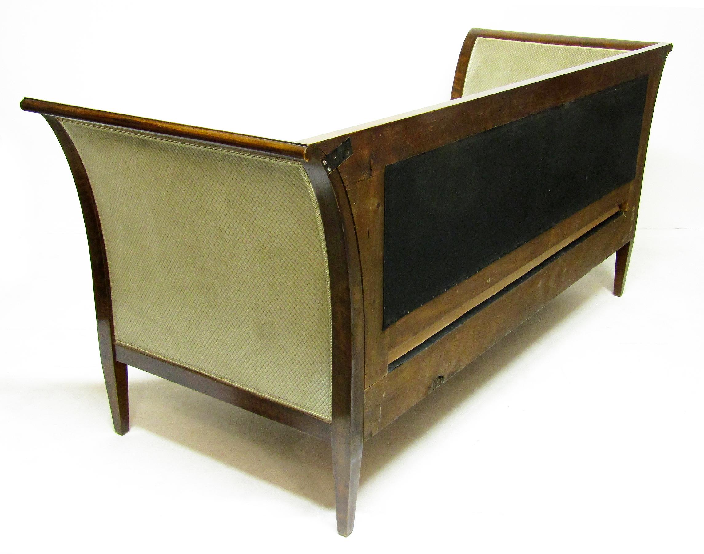 1930s Danish Art Deco 3-Seater Sofa In Cuban Mahogany By Frits Henningsen For Sale 2