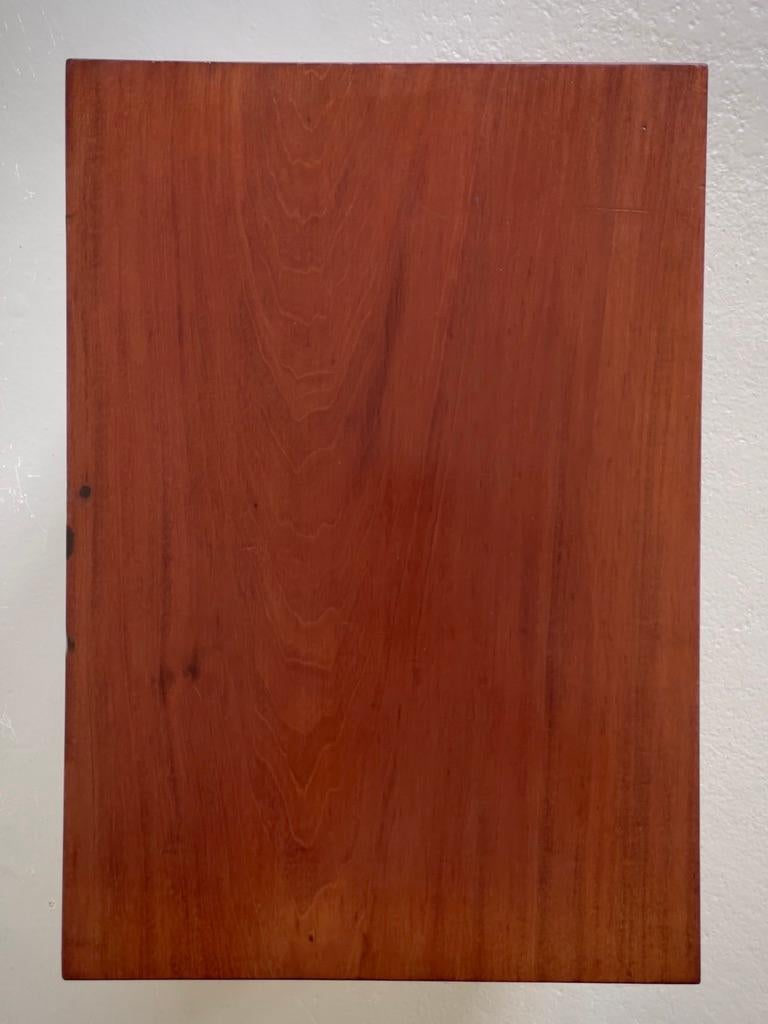 1930s Danish Cabinet Maker Magazine holder crafted in lacquered hardwood. For Sale 7