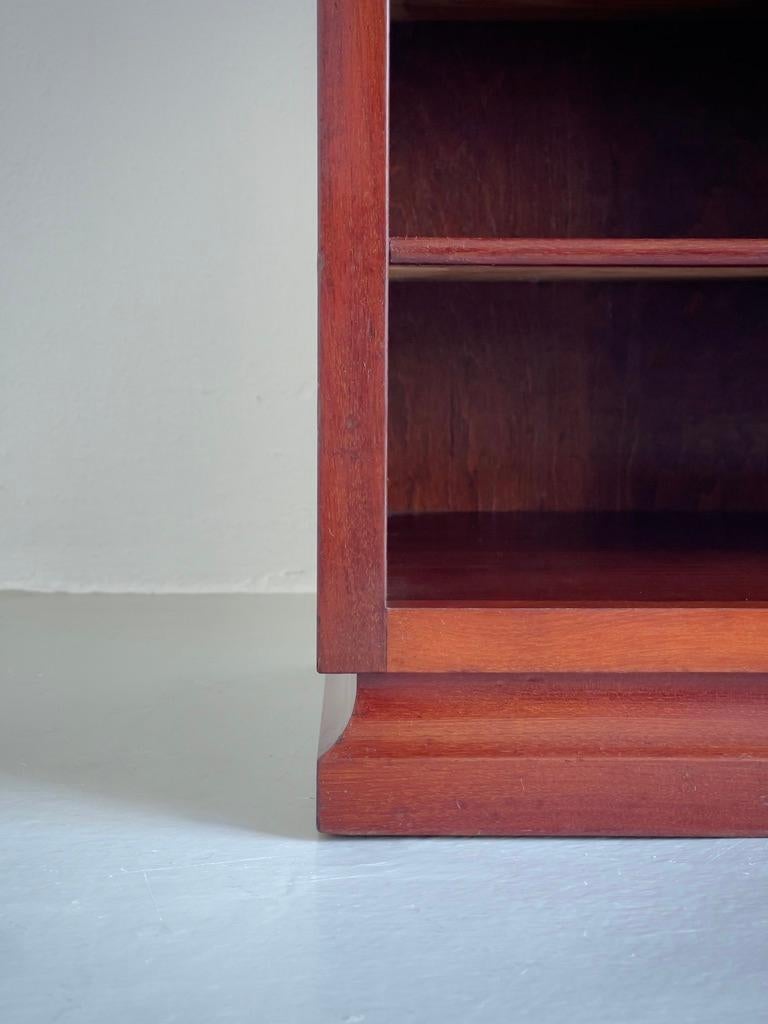 Hand-Crafted 1930s Danish Cabinet Maker Magazine holder crafted in lacquered hardwood. For Sale