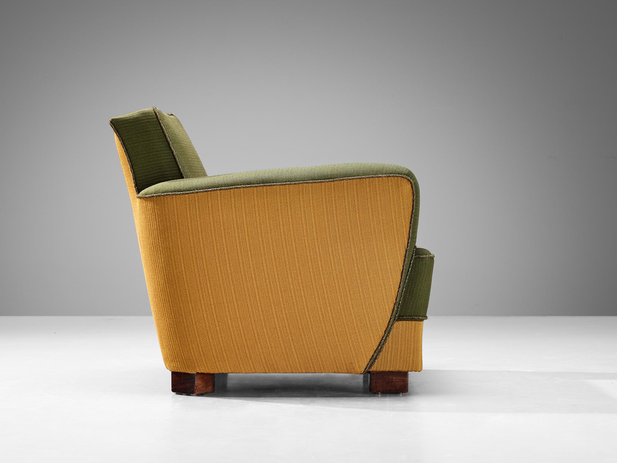 Dänischer dänischer Schreinerstuhl Easy Chair mit grünem und gelbem Originalstoff, 1930er Jahre (Stoff) im Angebot