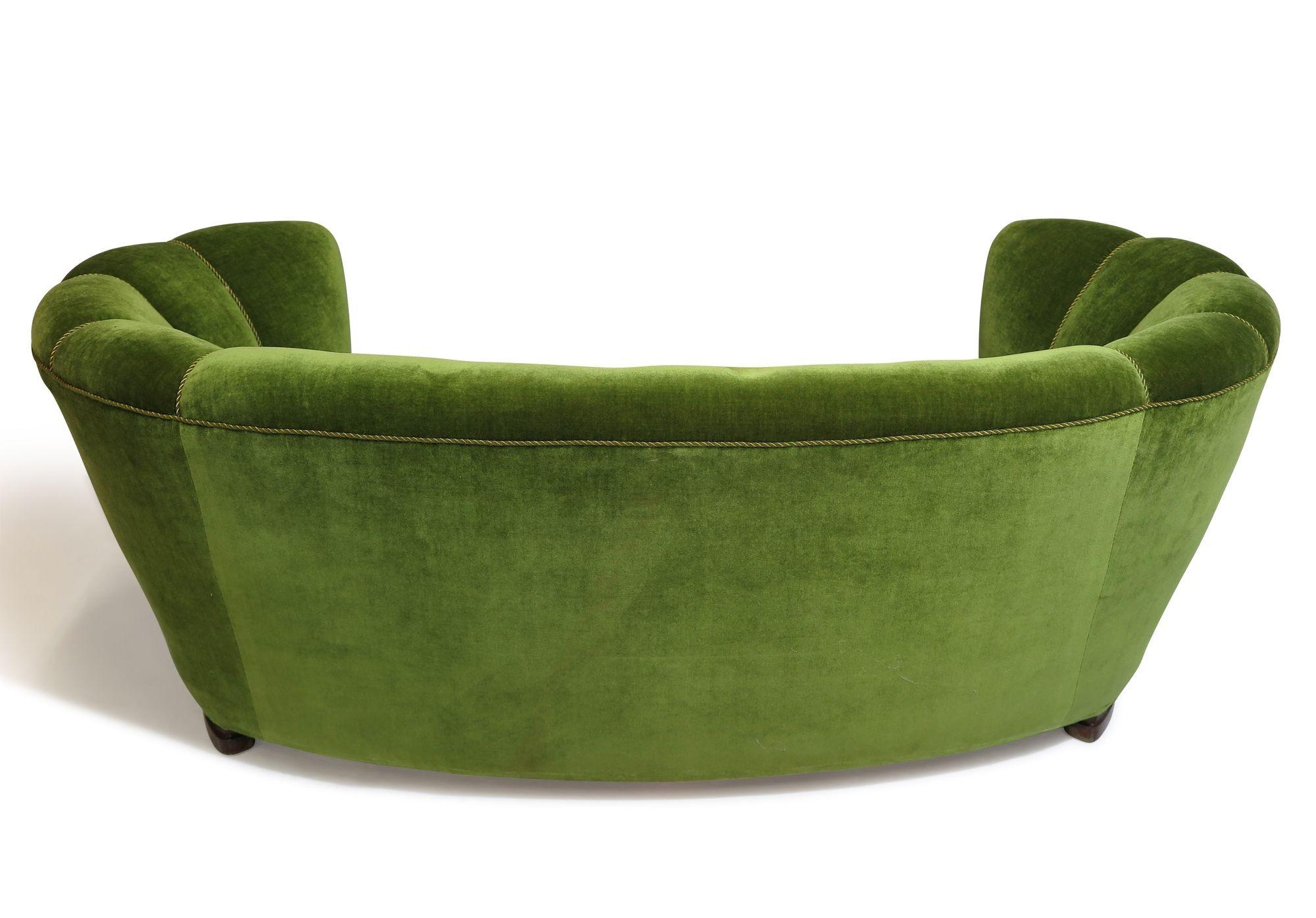 1930's Danish Deco Sofa in Original Green Mohair For Sale 2