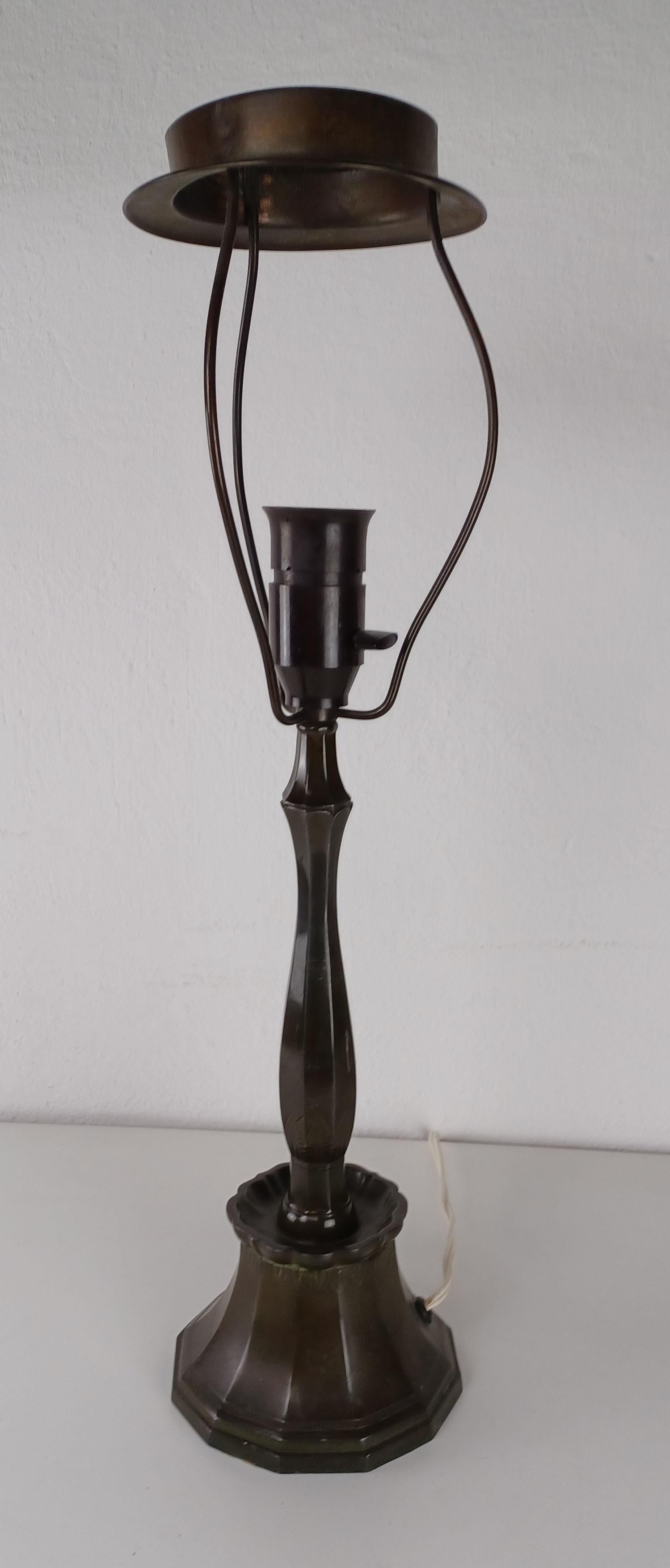 1930s Danish Just Andersen Art Deco Table Lamp in Disco Metal In Good Condition For Sale In Knebel, DK