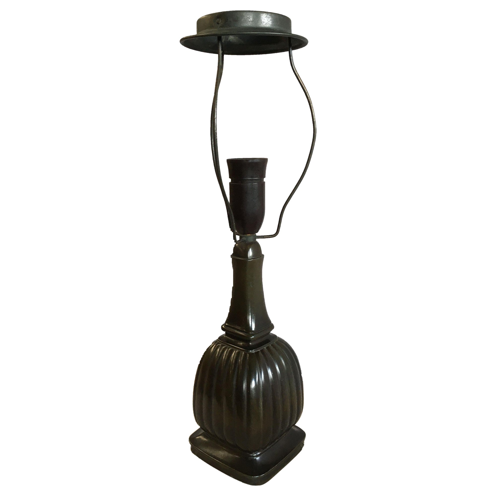 Lampe de table Art déco danoise Just Andersen des années 1930, recâblée en métal disco