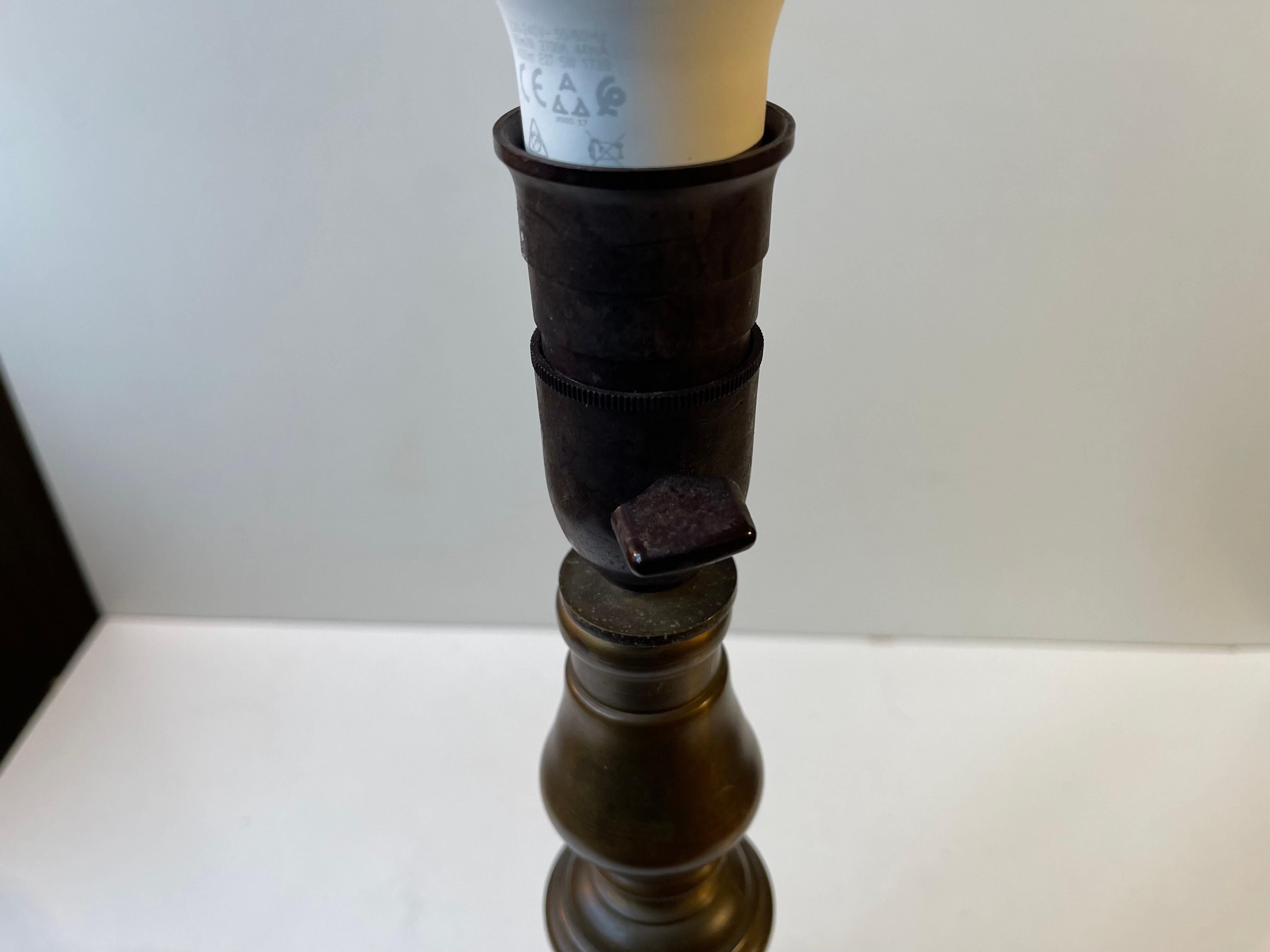 1930s Danish Lion Paw Bronze Table Lamp with Pink Shade For Sale 3