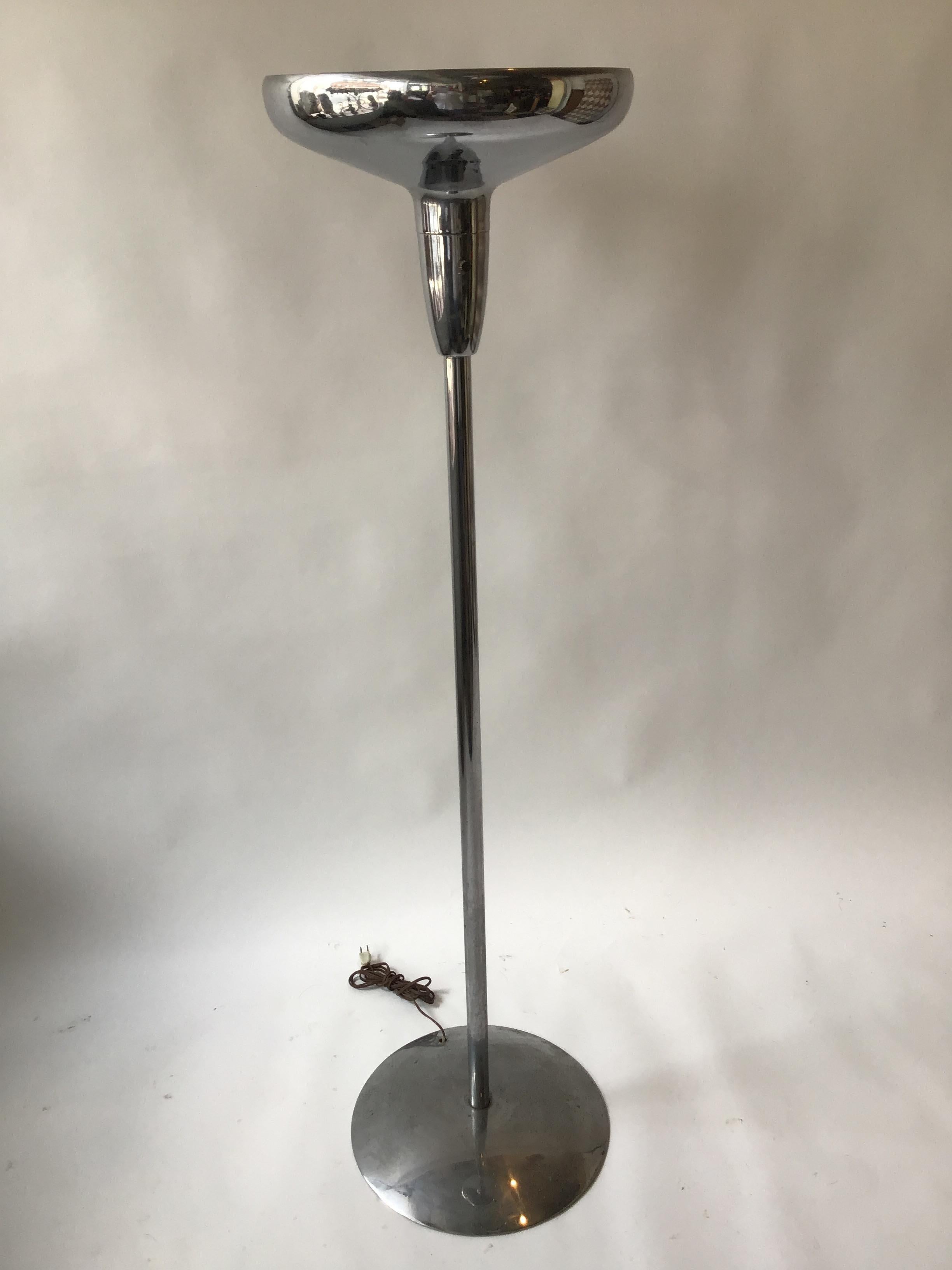 1930s Deco Royalchrome Floor Lamp In Good Condition For Sale In Tarrytown, NY