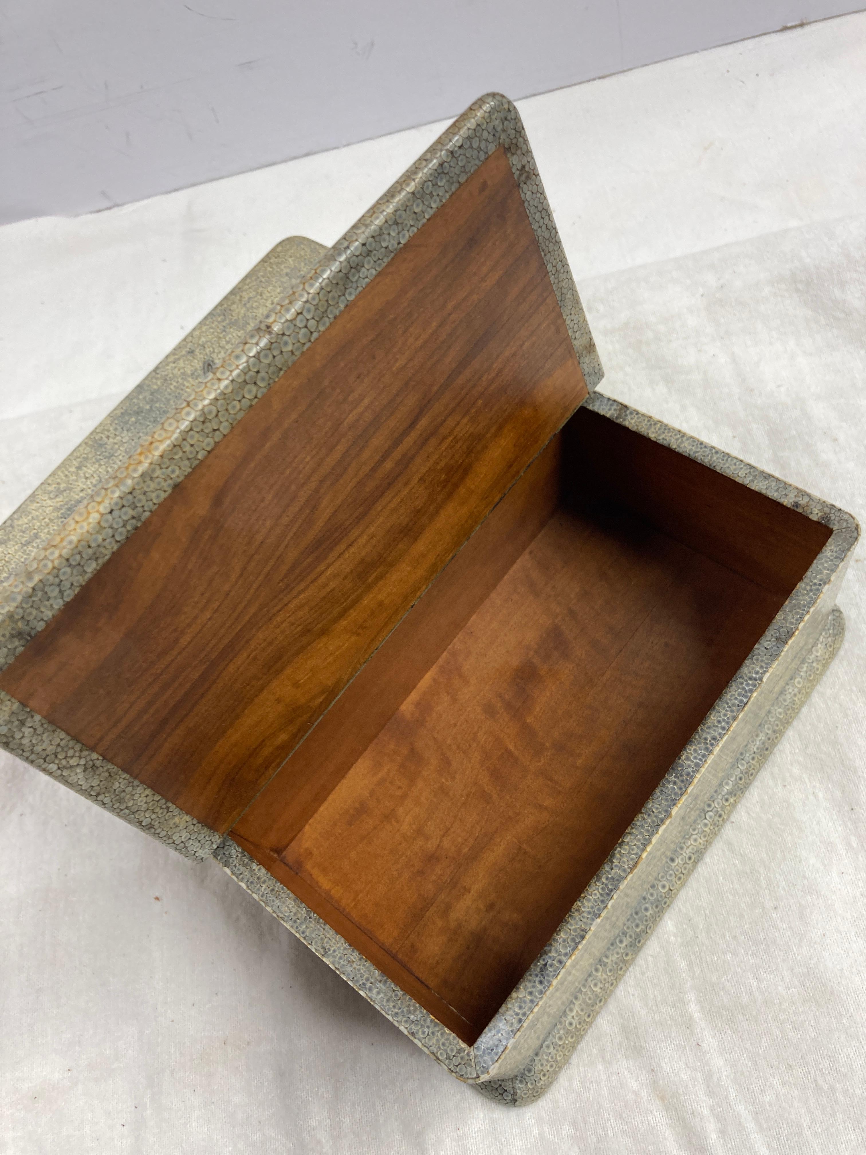 1930's  caja de cigarrillos decorativa en venta 5