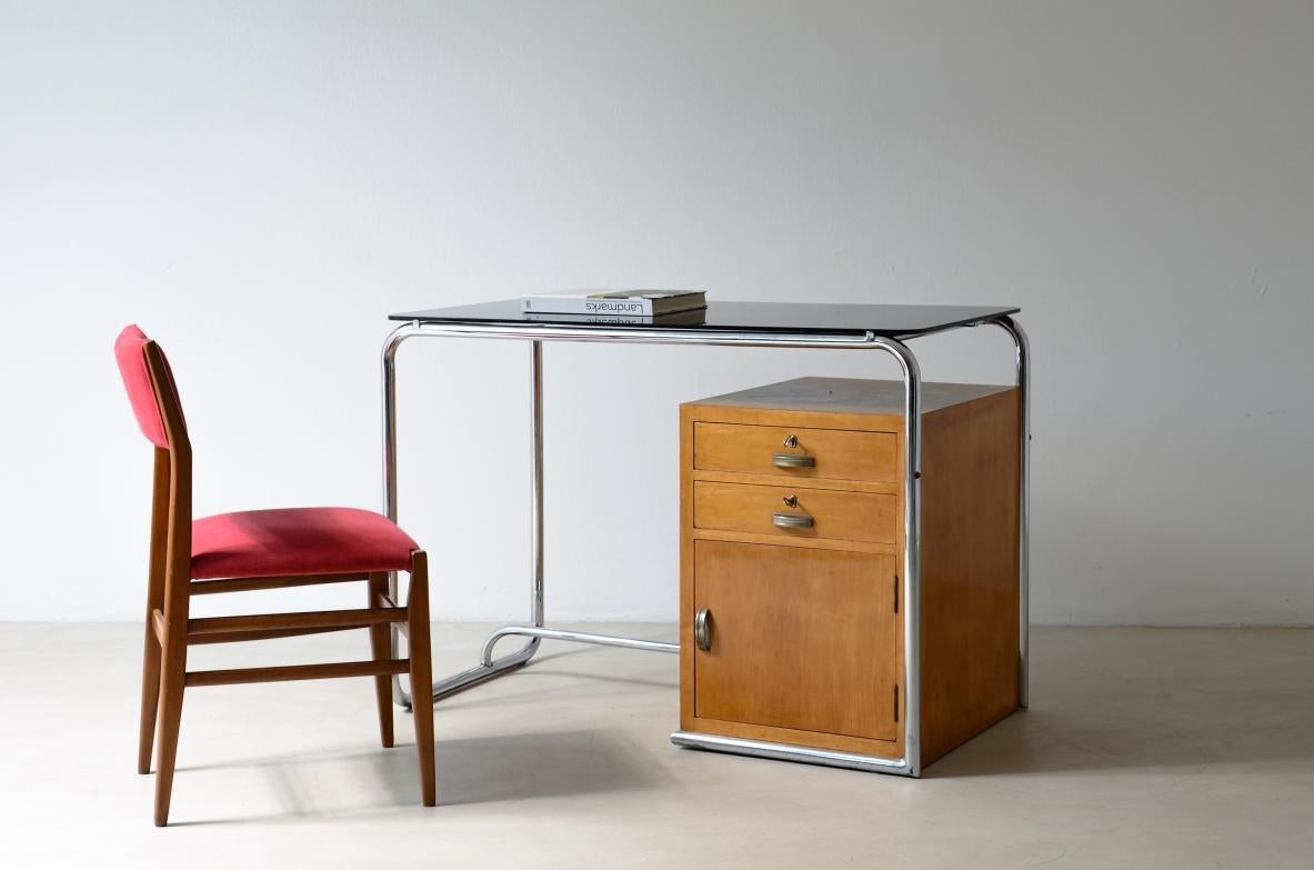 Bauhaus 1930's Desk in chromed tubular with drawers on the side For Sale