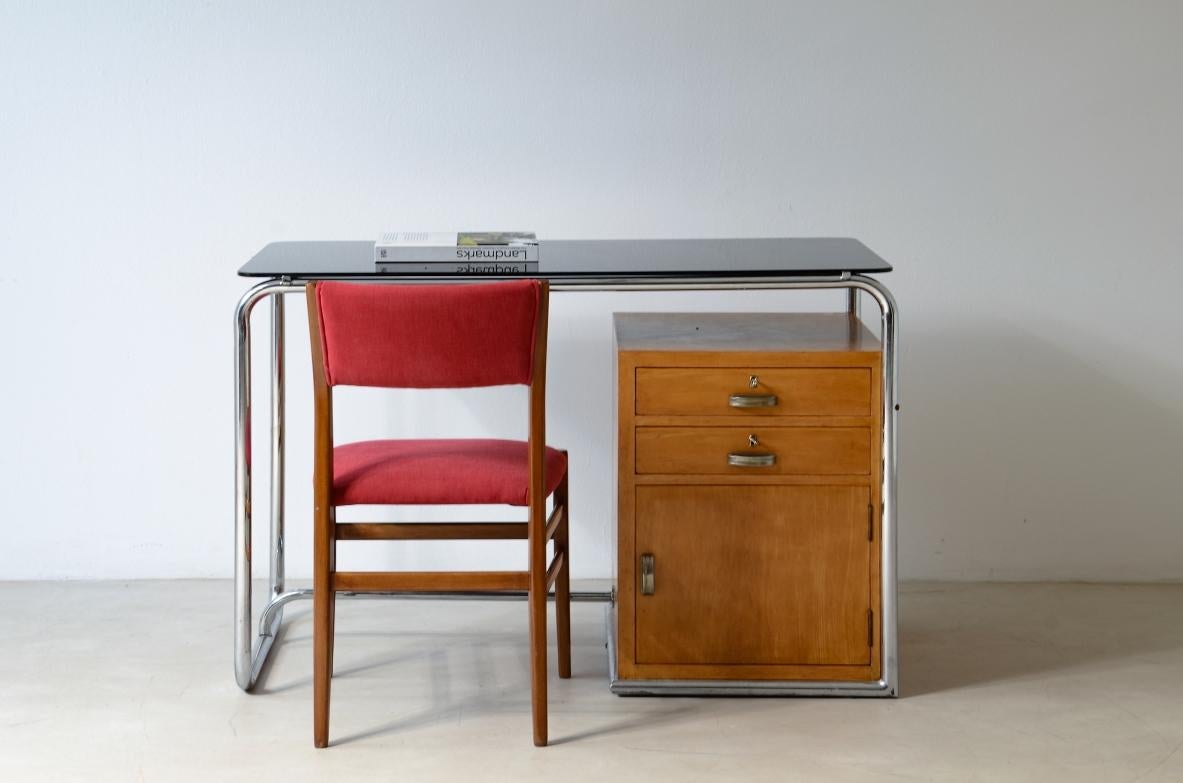 1930's Desk in chromed tubular with drawers on the side In Excellent Condition For Sale In Milano, IT