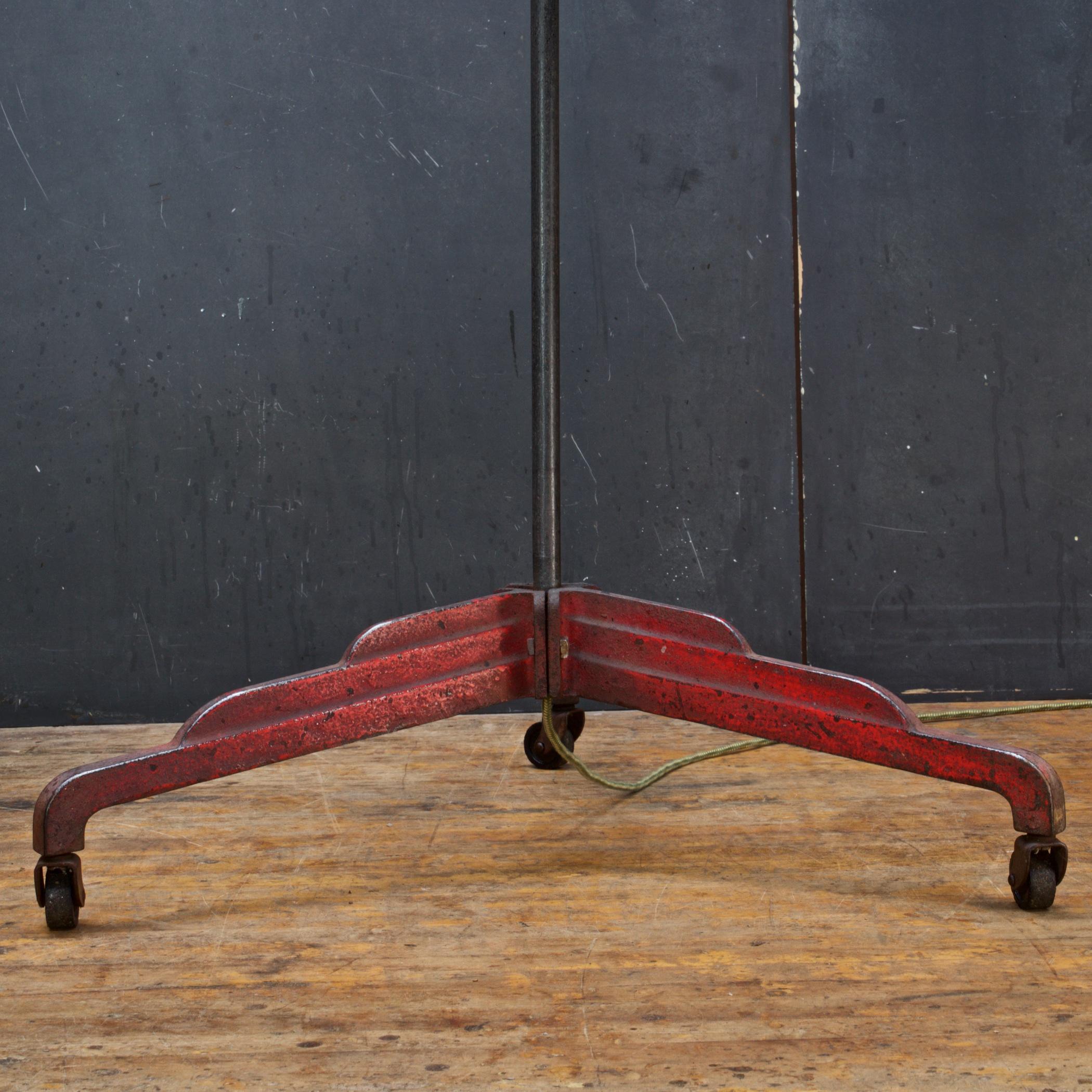 1930s Detroit Machinist Vintage Industrial Floor Lamp Monumental NYC Loft Light For Sale 1