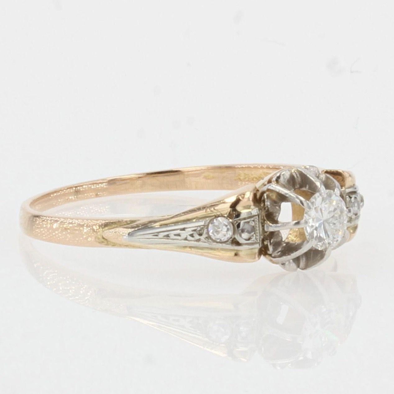 1930s Diamond 18 Karat Yellow Gold Solitaire Ring In Good Condition In Poitiers, FR