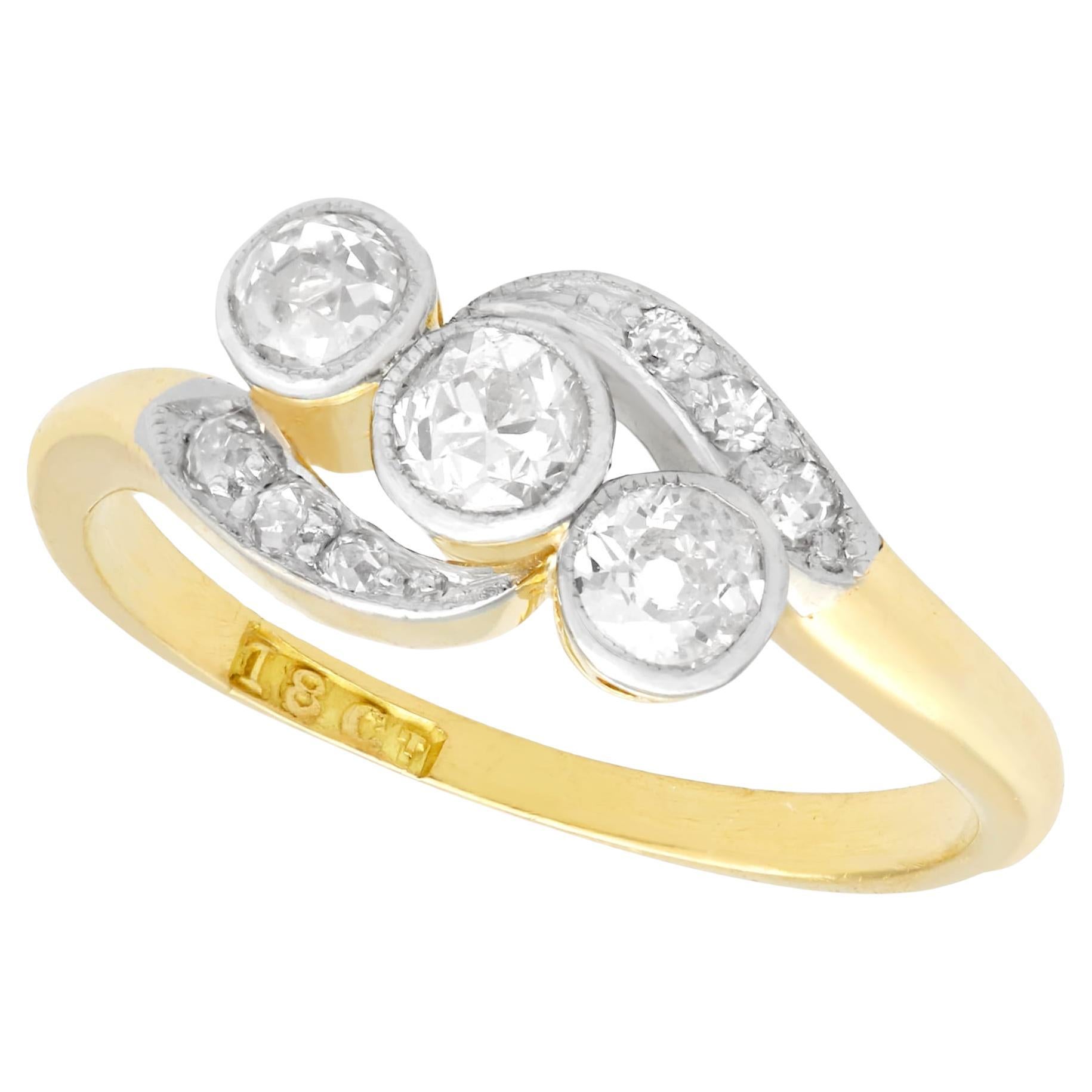 Twist-Ring aus Diamant und Gelbgold aus den 1930er Jahren im Angebot