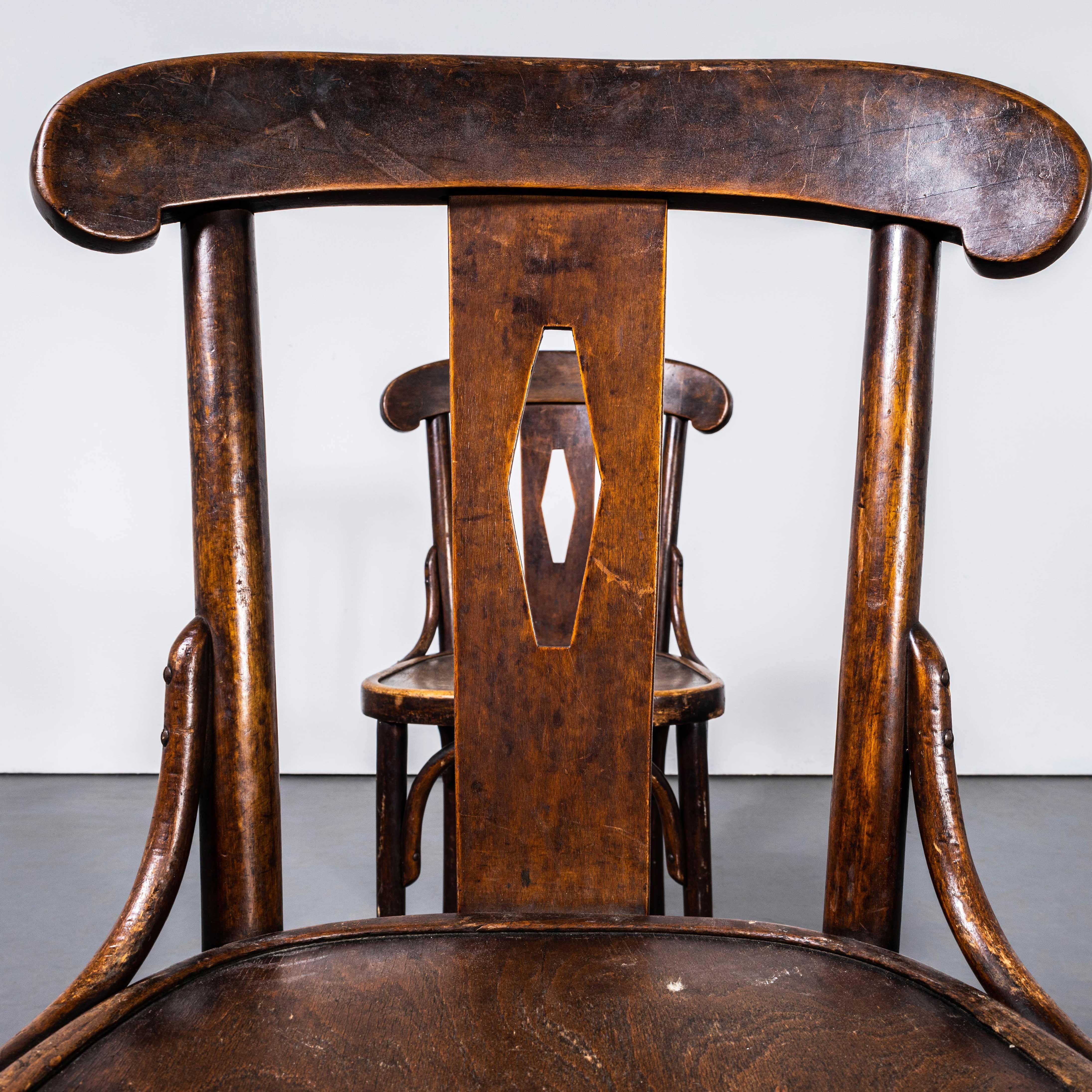 Hêtre Chaises de salle à manger en bentwood à dossier en losange des années 1930 - Paire en vente