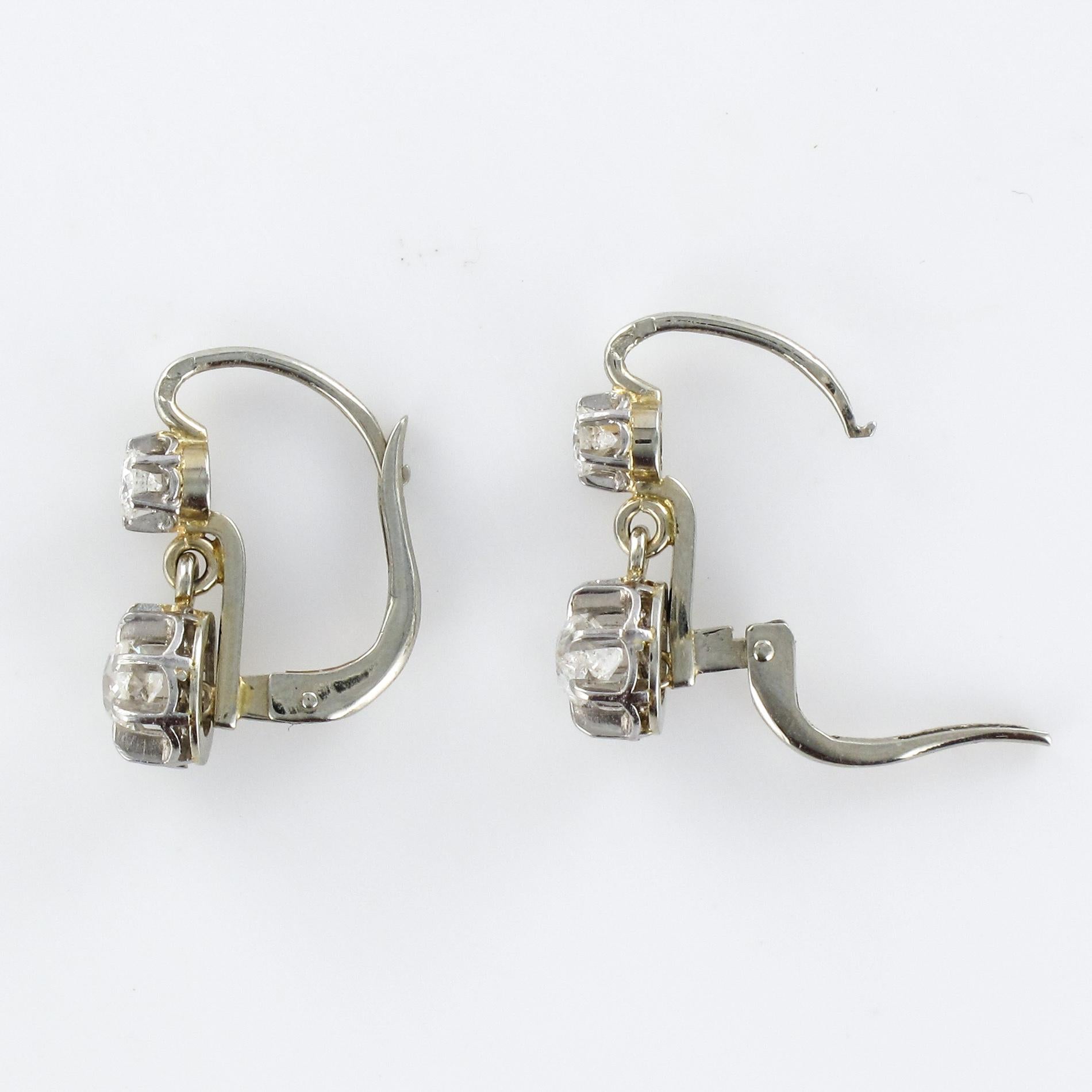 1930s Art Deco Diamonds 18 Karat White Gold Lever- Back Earrings 4