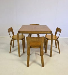 Set di tavoli da pranzo degli anni '30 di Alvar Aalto