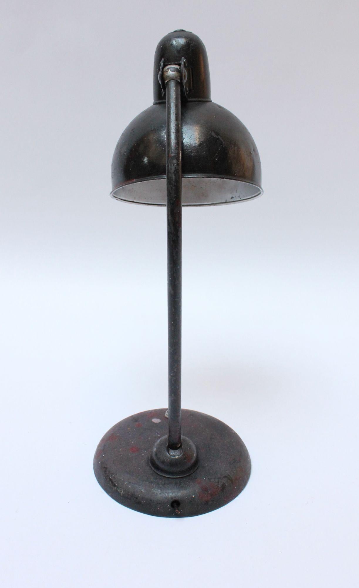 1930s Distressed Bauhaus Table Lamp in the Style of Christian Dell For Sale 1