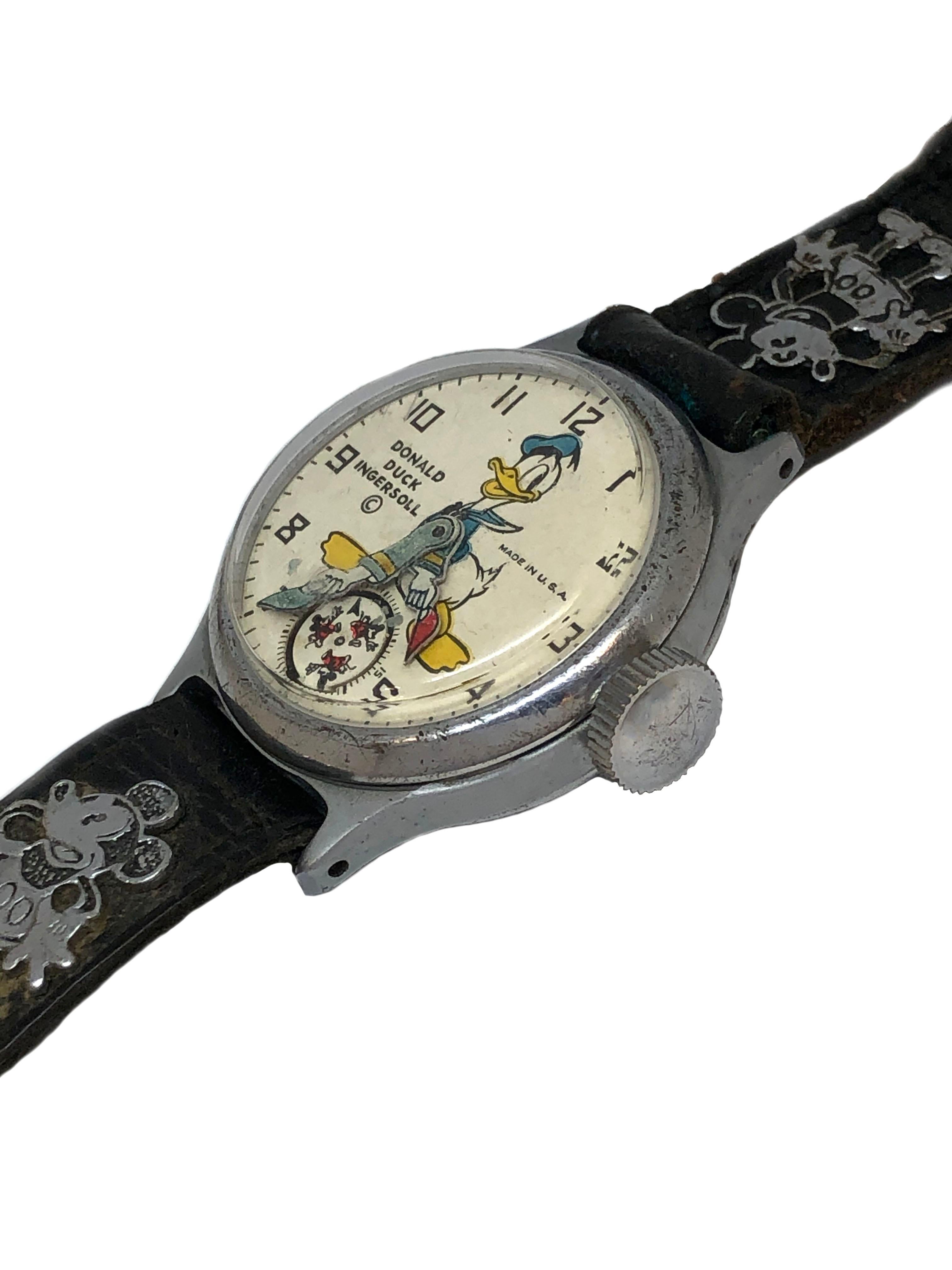 Circa 1935 Ingersoll Donald Duck Wrist Watch, a very Rare and hard to find Watch that was produced in extremely small quantities as it was a poor seller compared to the more popular Mickey Mouse. 32 M.M. 3 Piece Chromium case and a Mechanical,