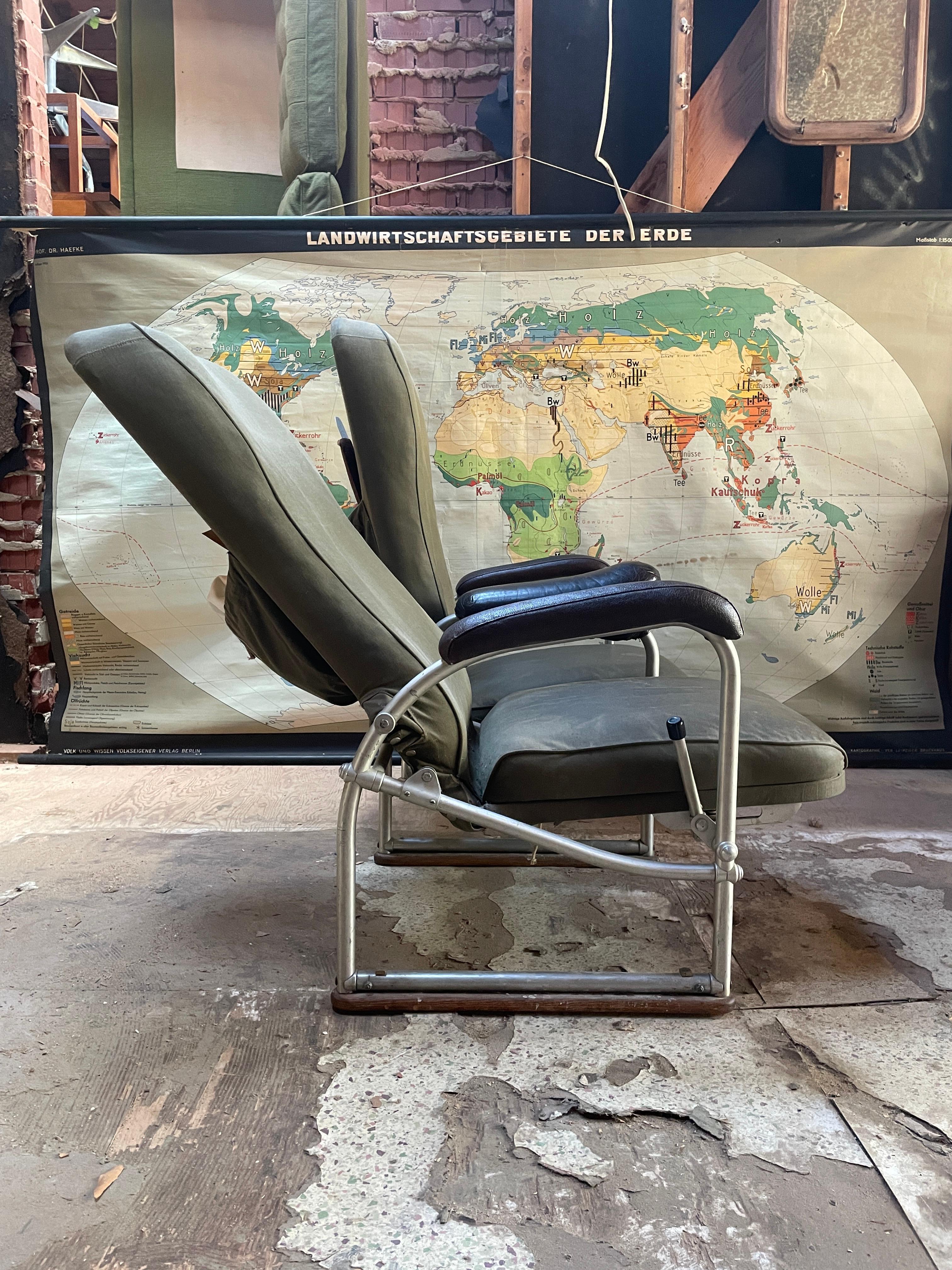 1930 Douglas DC-3 Asientos de pasajero Warren McArthur Corp Silla Settee de mediados de siglo Hecho a máquina en venta