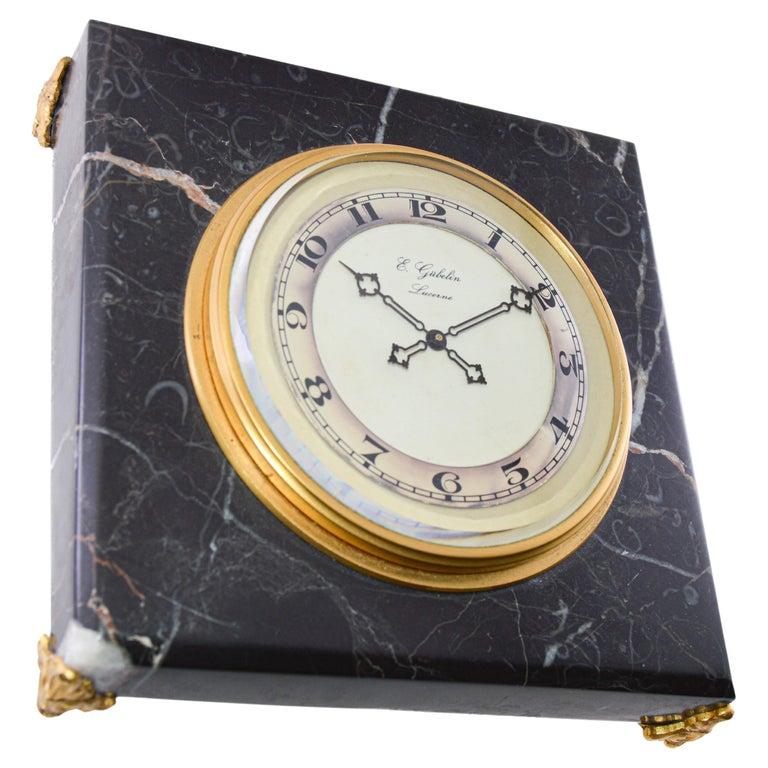 Horloge de table Art Déco en pierre qui se remonte manuellement, par E. Gubelin Watch Company, années 1930 en vente 1