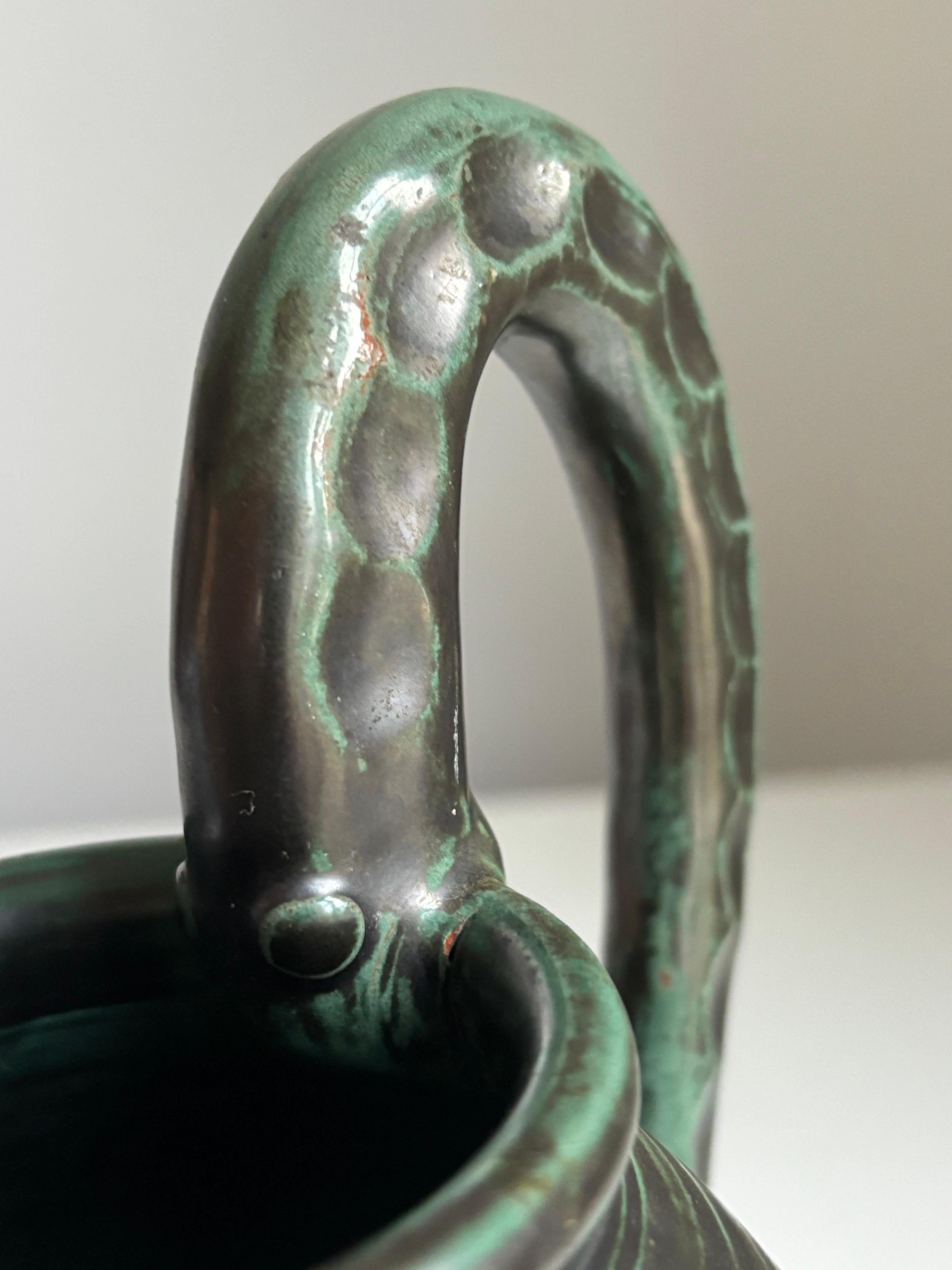 1930 E. Luterkort per Upsala Ekeby Nero, Vaso con lucertola verde, Svezia in vendita 2