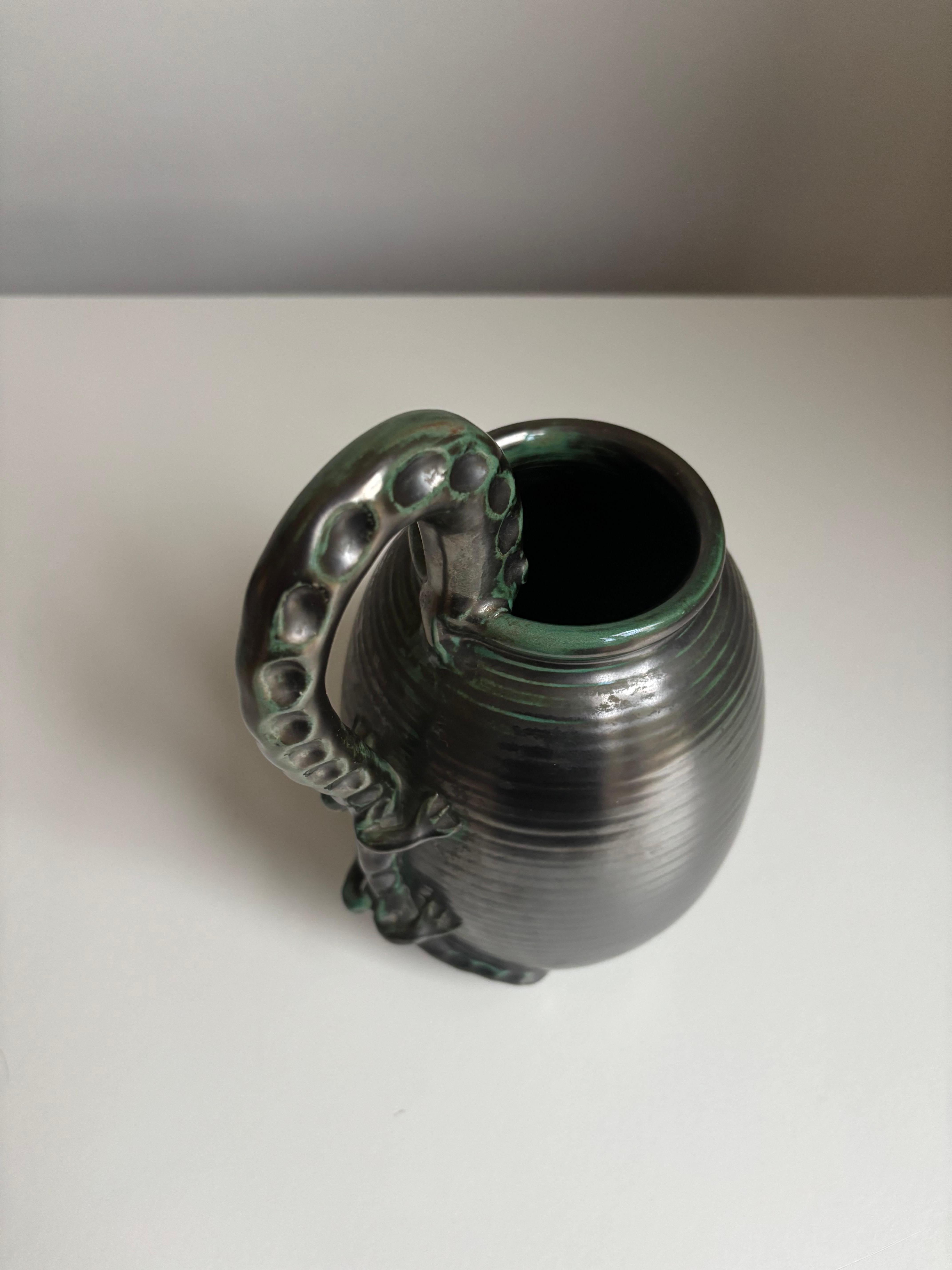 1930 E. Luterkort per Upsala Ekeby Nero, Vaso con lucertola verde, Svezia in vendita 5