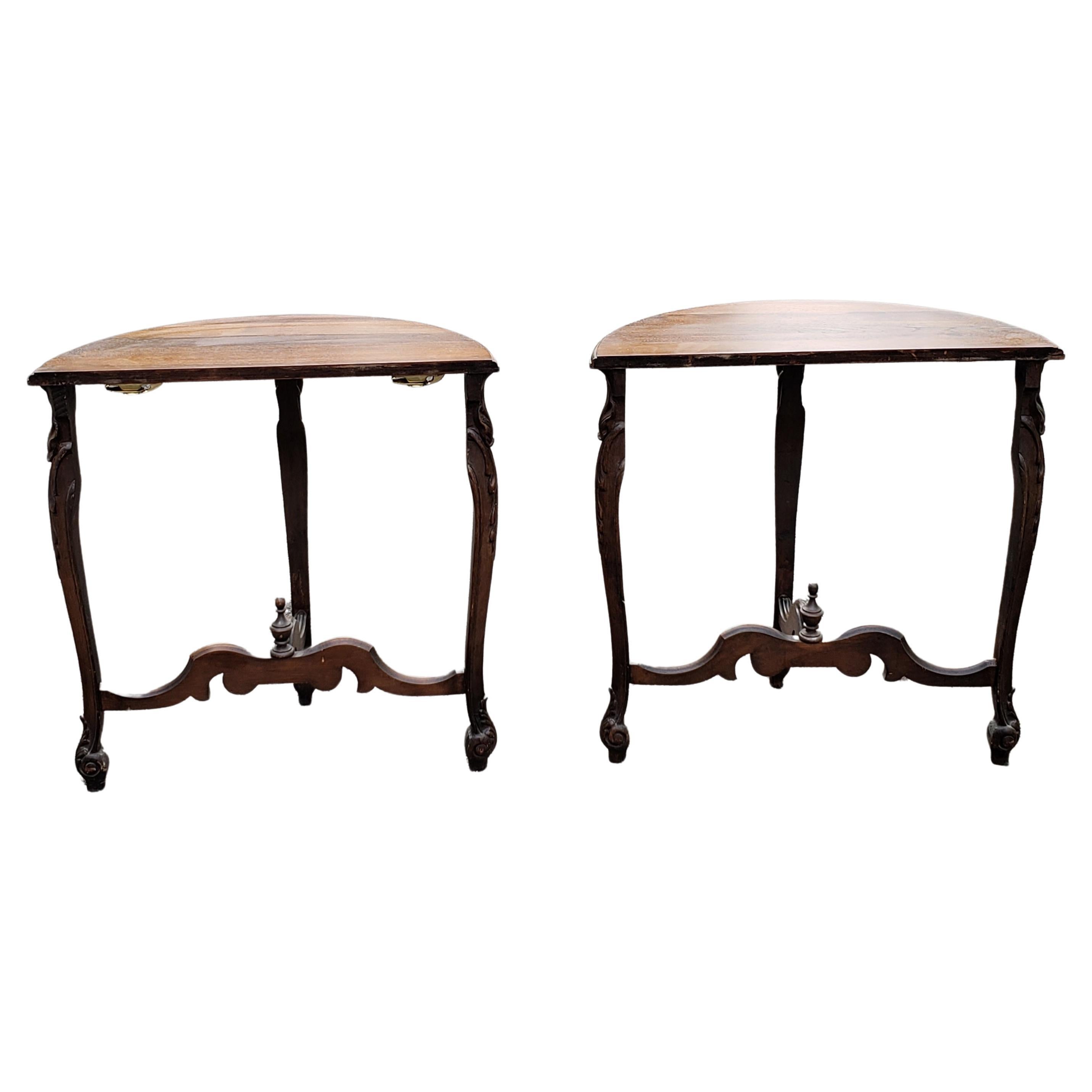 1930s Edwardian Carved Walnut Demi-Lune Side Tables For Sale 3