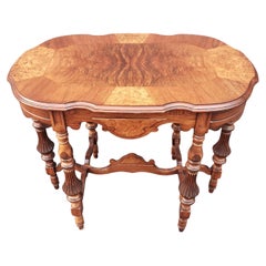 1930 Edwardian Refinished Consola de caoba y nogal burilado con tapa en bandas