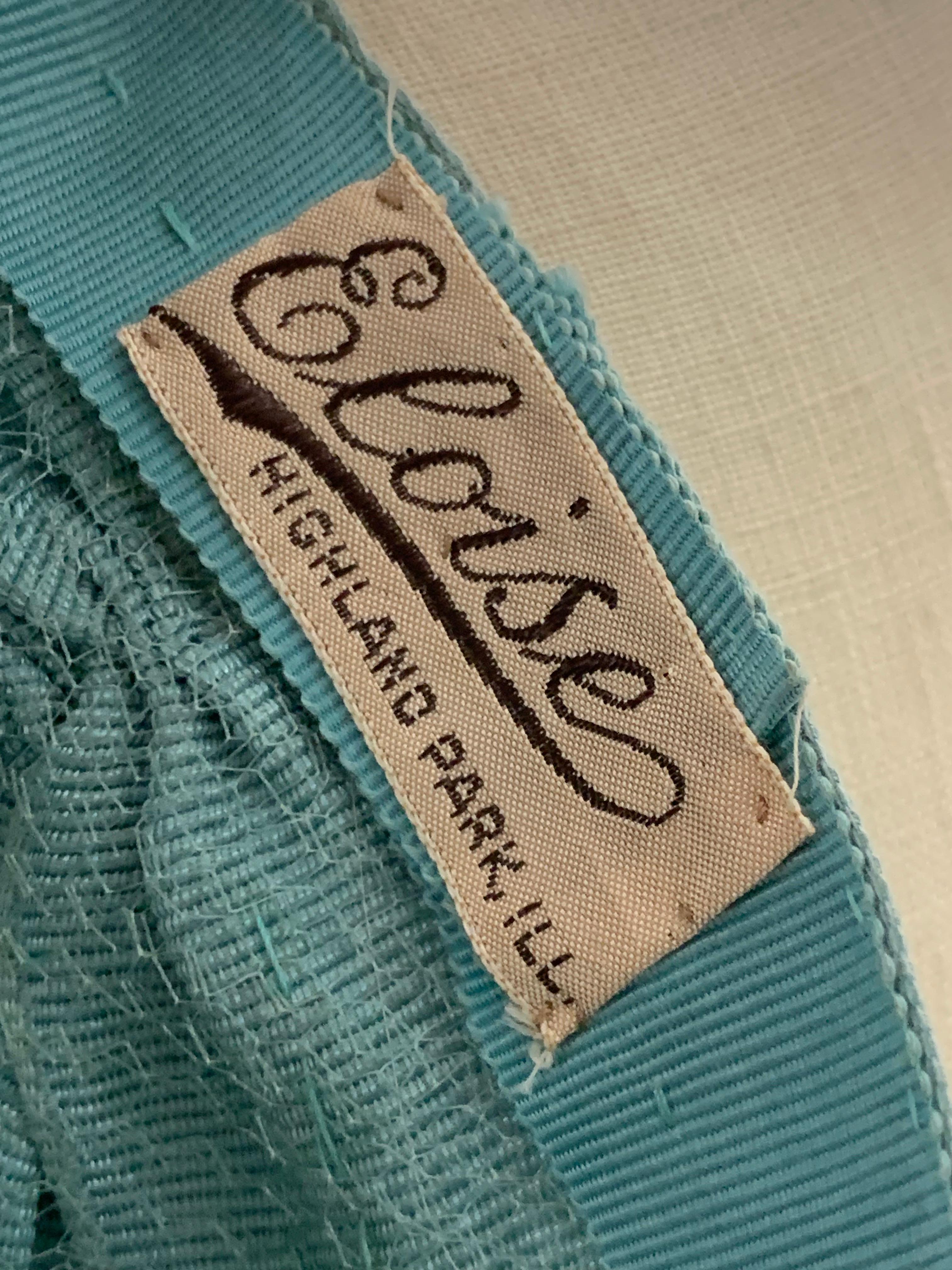 1930s Eloise Robins Egg Blue Silk Panne Velvet & Tulle Hat w Spectacular Feather For Sale 4