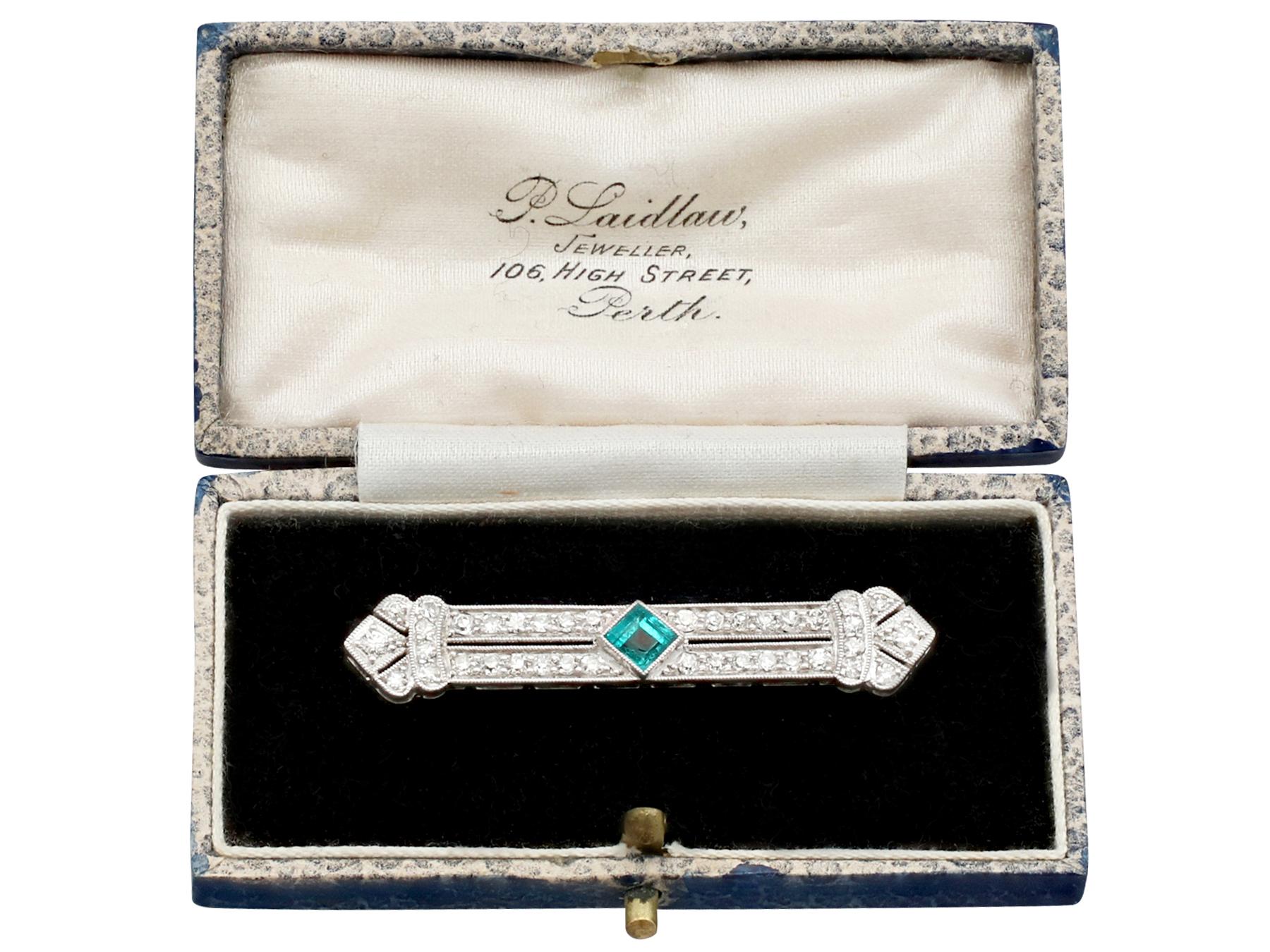 1930s Emerald 1.29 Carat Diamond Platinum Brooch 5