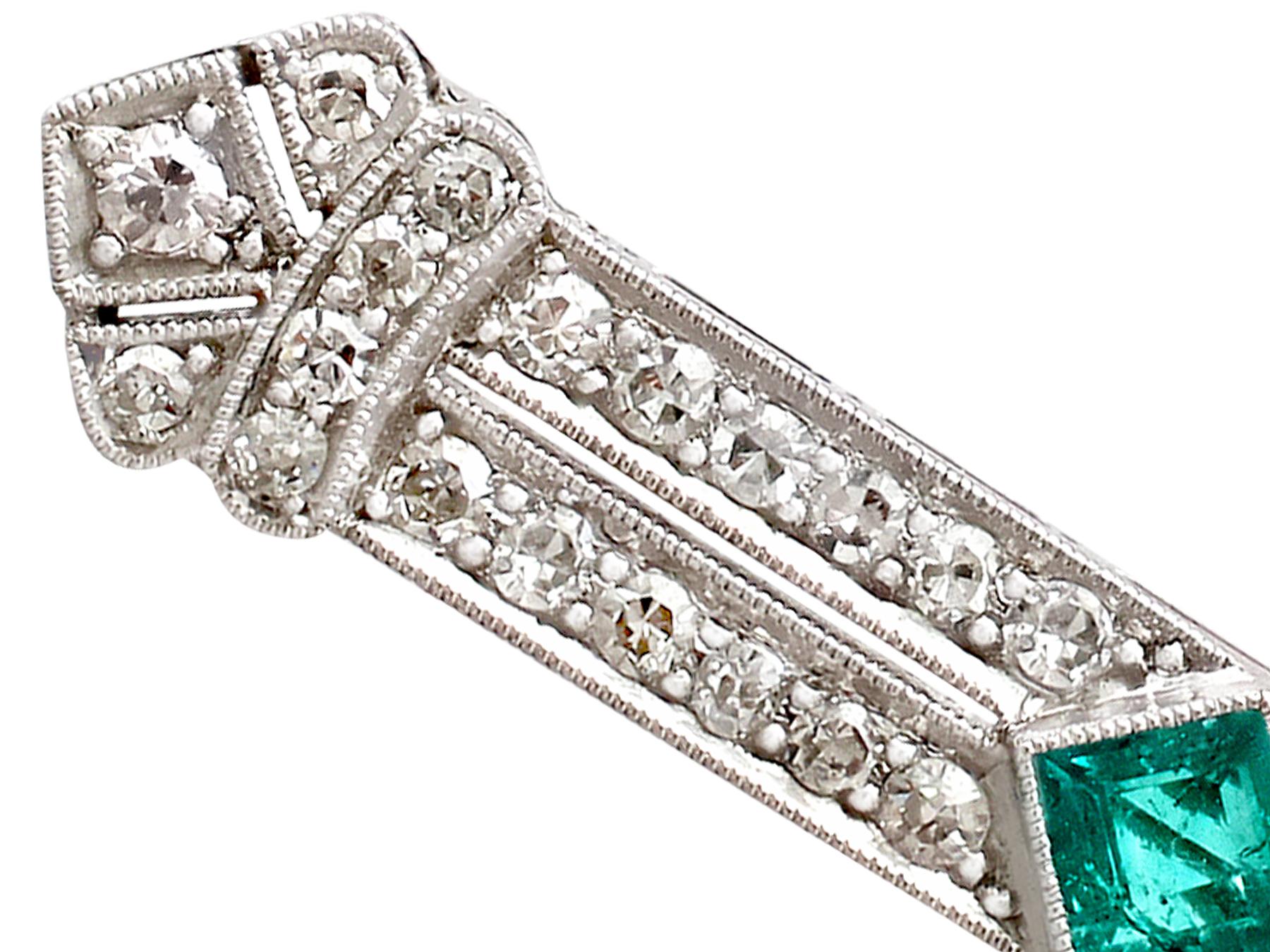 Art Deco 1930s Emerald 1.29 Carat Diamond Platinum Brooch