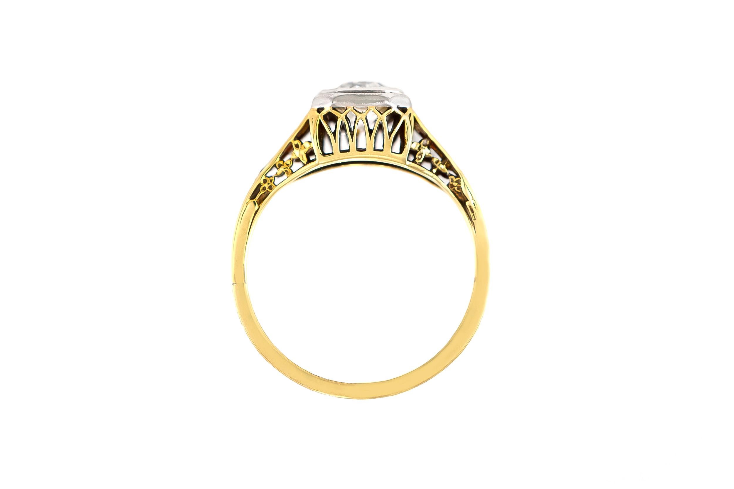Round Cut 1930s Engagement Ring with 0.71 Center Diamond