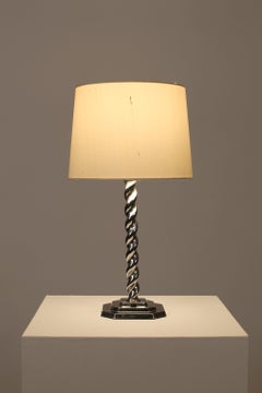 1930er Jahre Englisch Art Deco Verchromtes Messing Torsade Twist Tischlampe