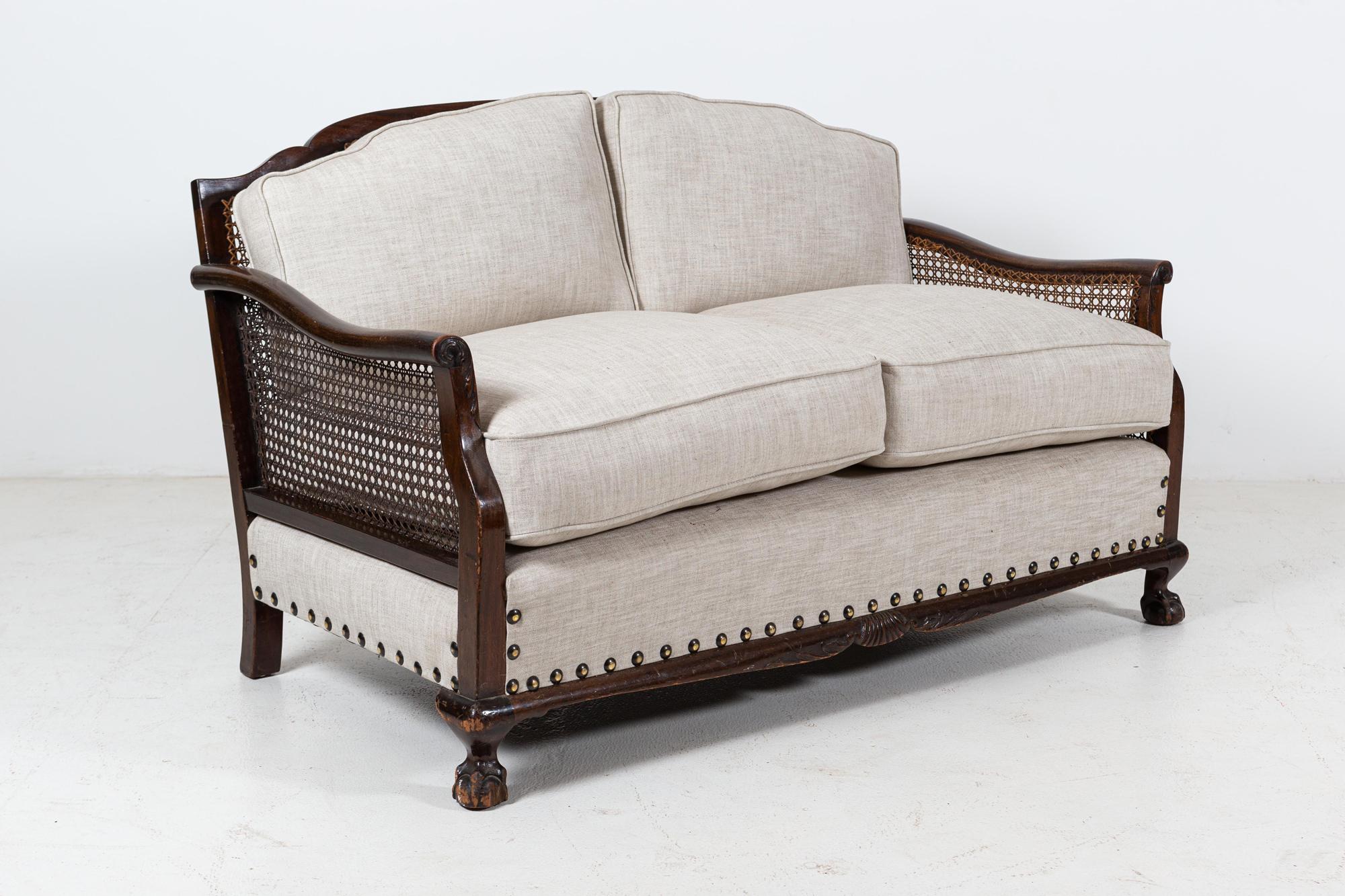 British 1930’s English Mahogany Bergere Suite For Sale