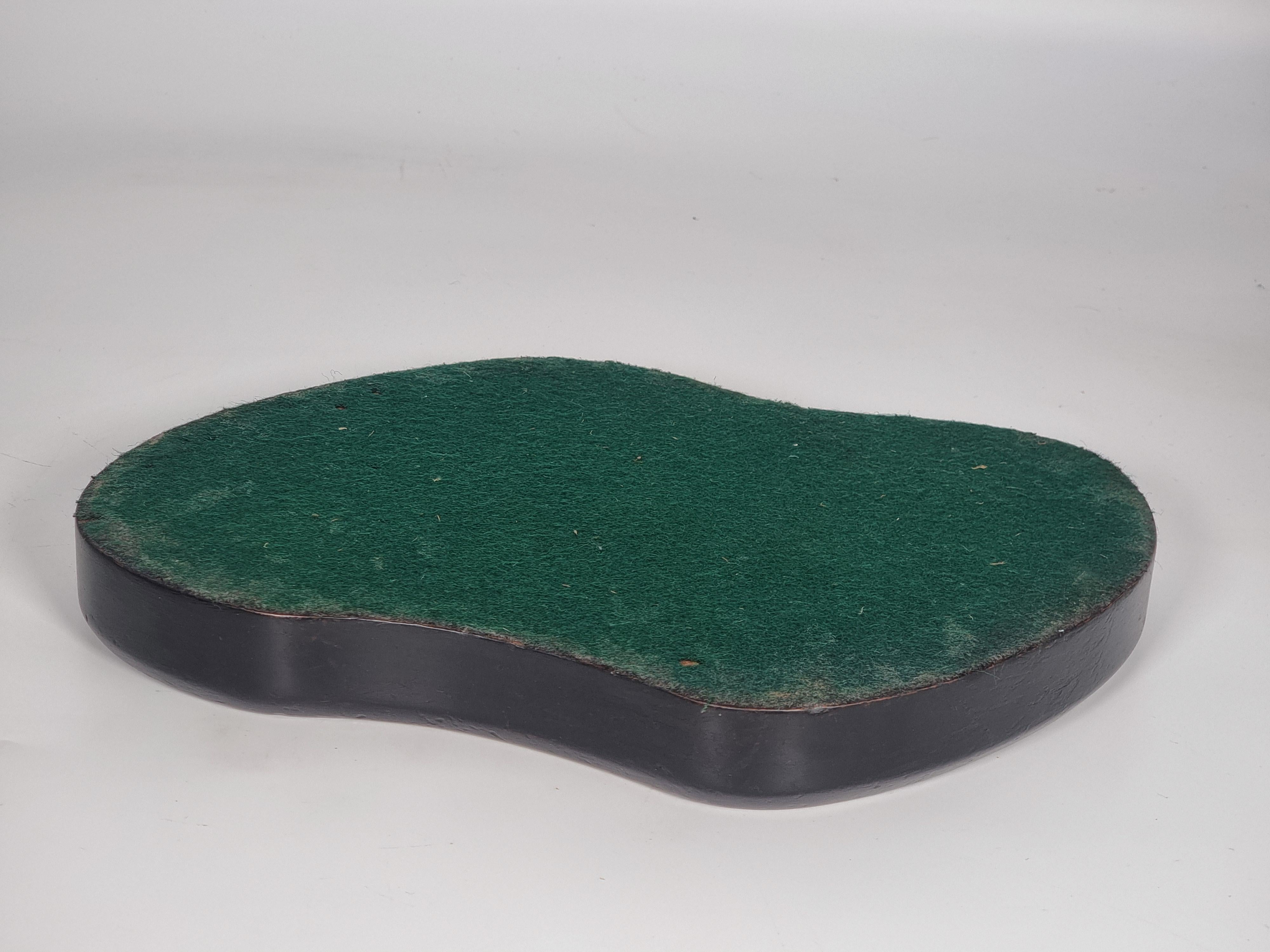 Scultura inglese del 1930 raffigurante una coppia di gufi in ceramica smaltata in vendita 6