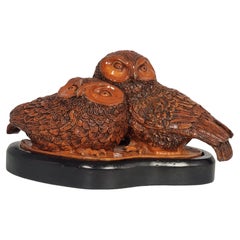 Sculpture anglaise des années 1930 représentant deux hiboux en poterie émaillée