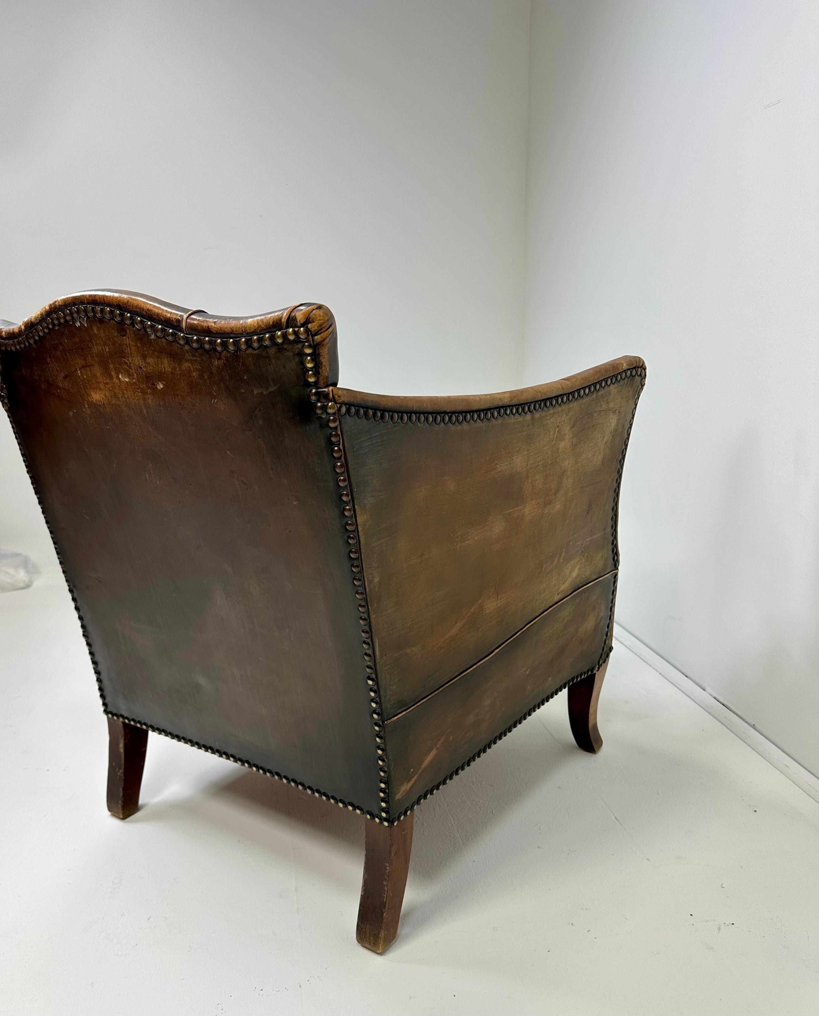 Suédois Chaise longue européenne en cuir des années 1930 en vente