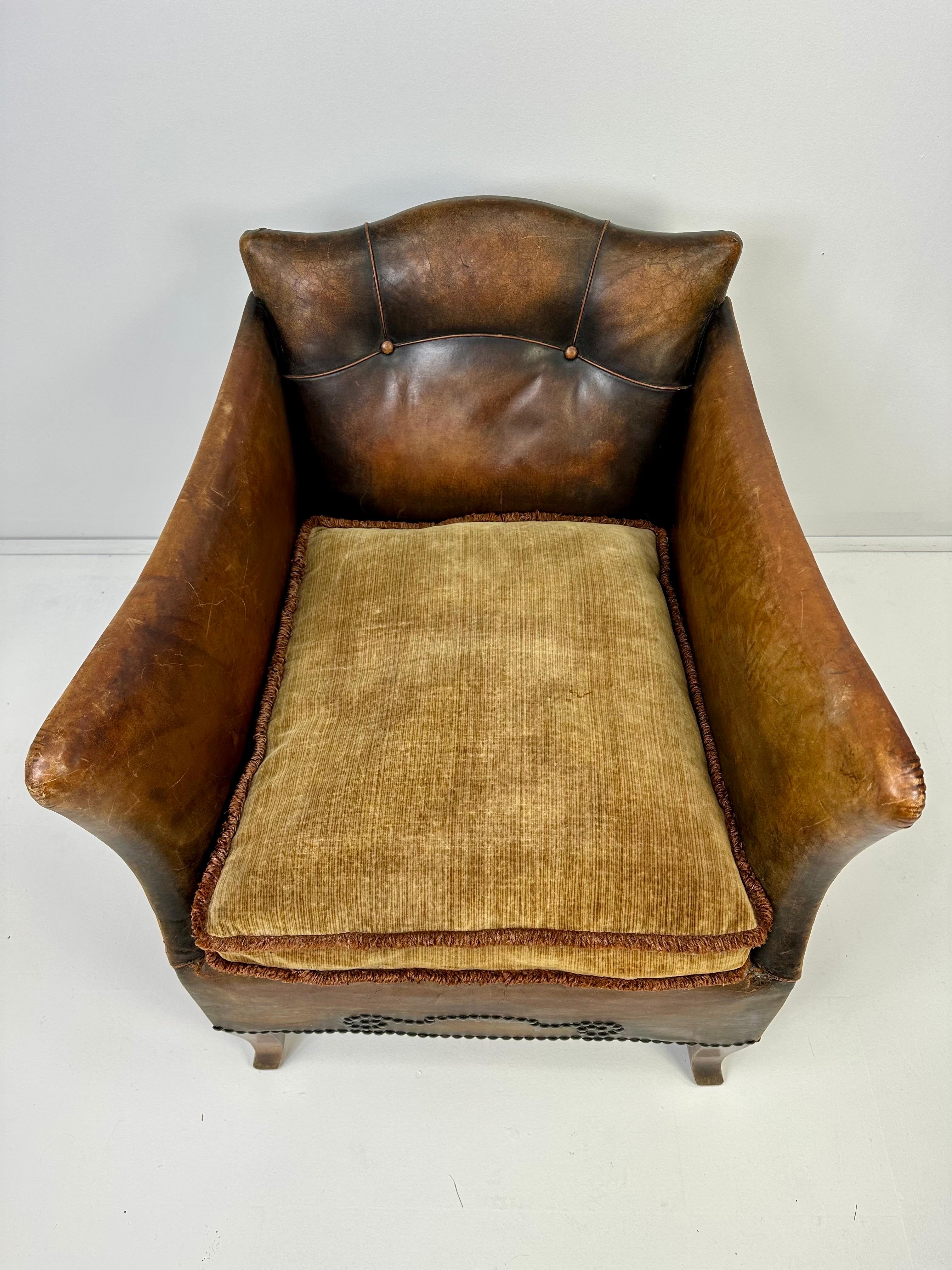 Cuir Chaise longue européenne en cuir des années 1930 en vente